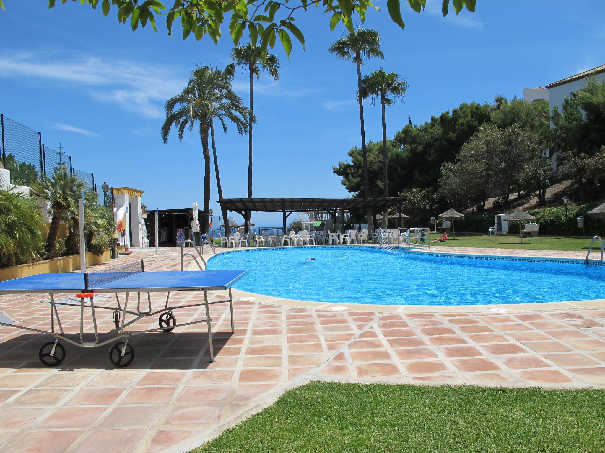 Foto 2 - Apartamento de 2 quartos em Salobreña com piscina e vistas do mar