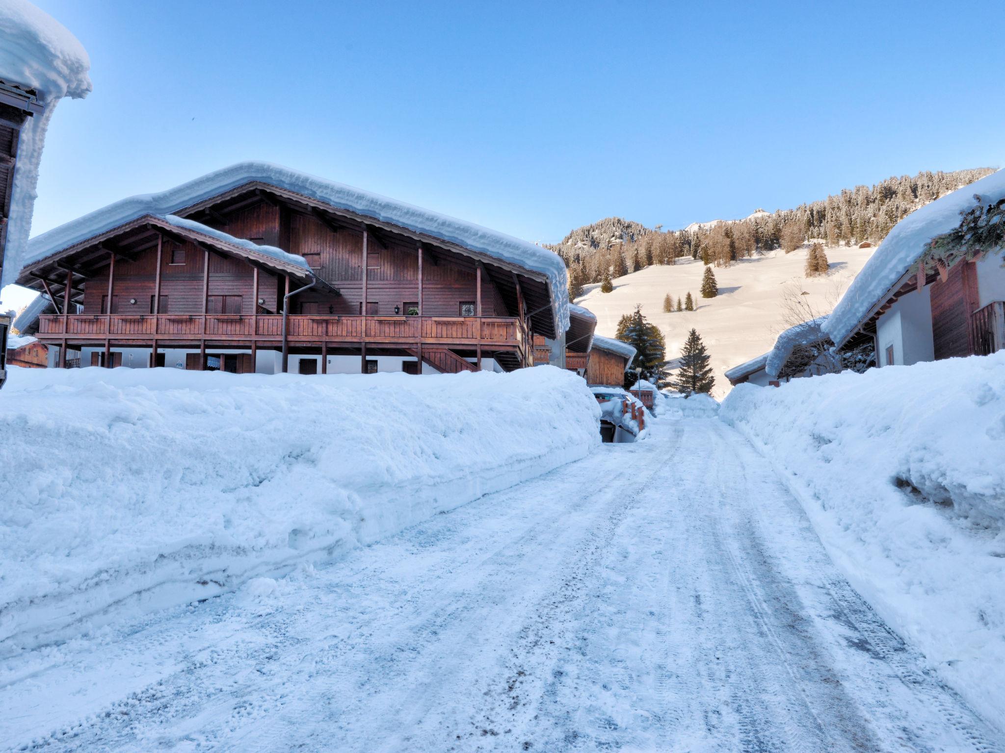 Photo 19 - Appartement de 2 chambres à Canazei avec vues sur la montagne