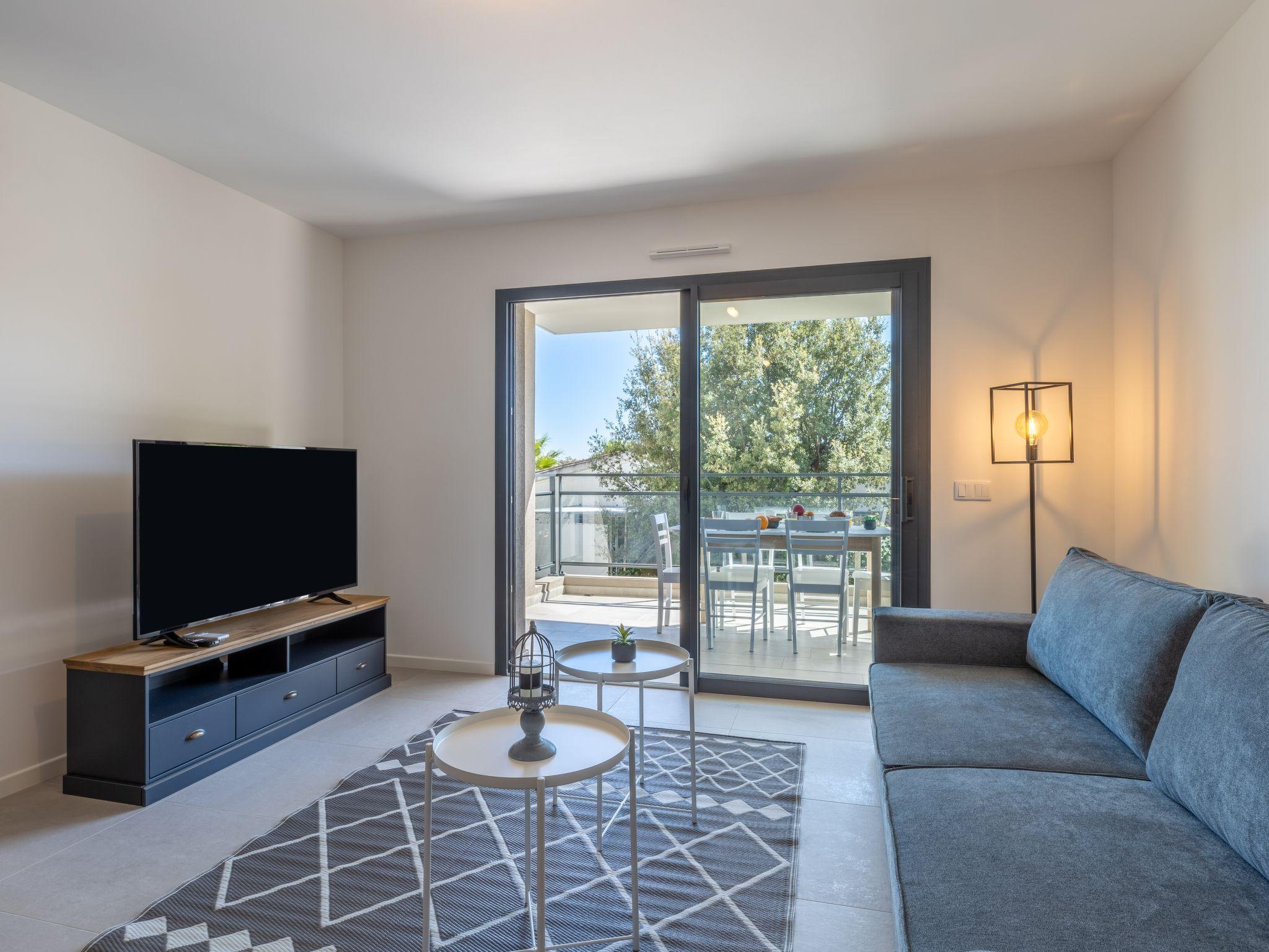 Foto 6 - Apartment mit 2 Schlafzimmern in Porto-Vecchio mit terrasse und blick aufs meer