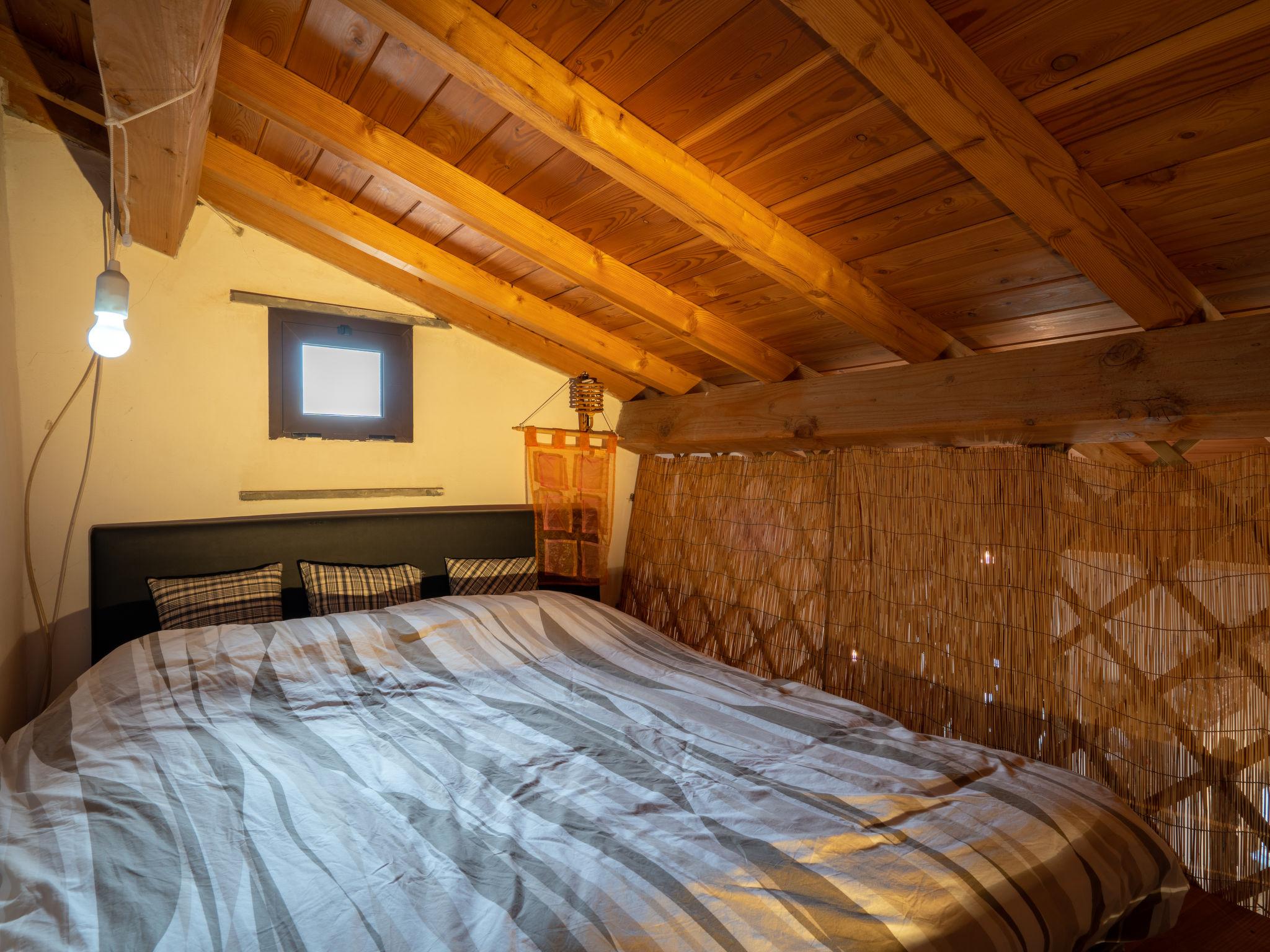 Foto 10 - Haus mit 1 Schlafzimmer in Molini di Triora