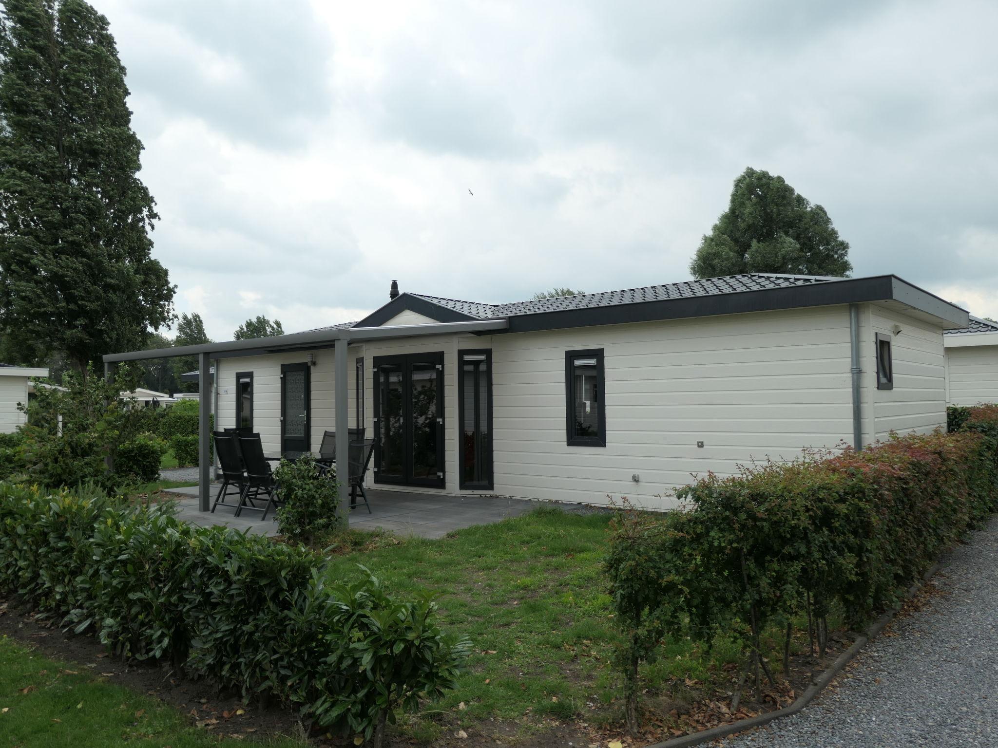 Photo 1 - Maison de 3 chambres à Dordrecht avec piscine et terrasse