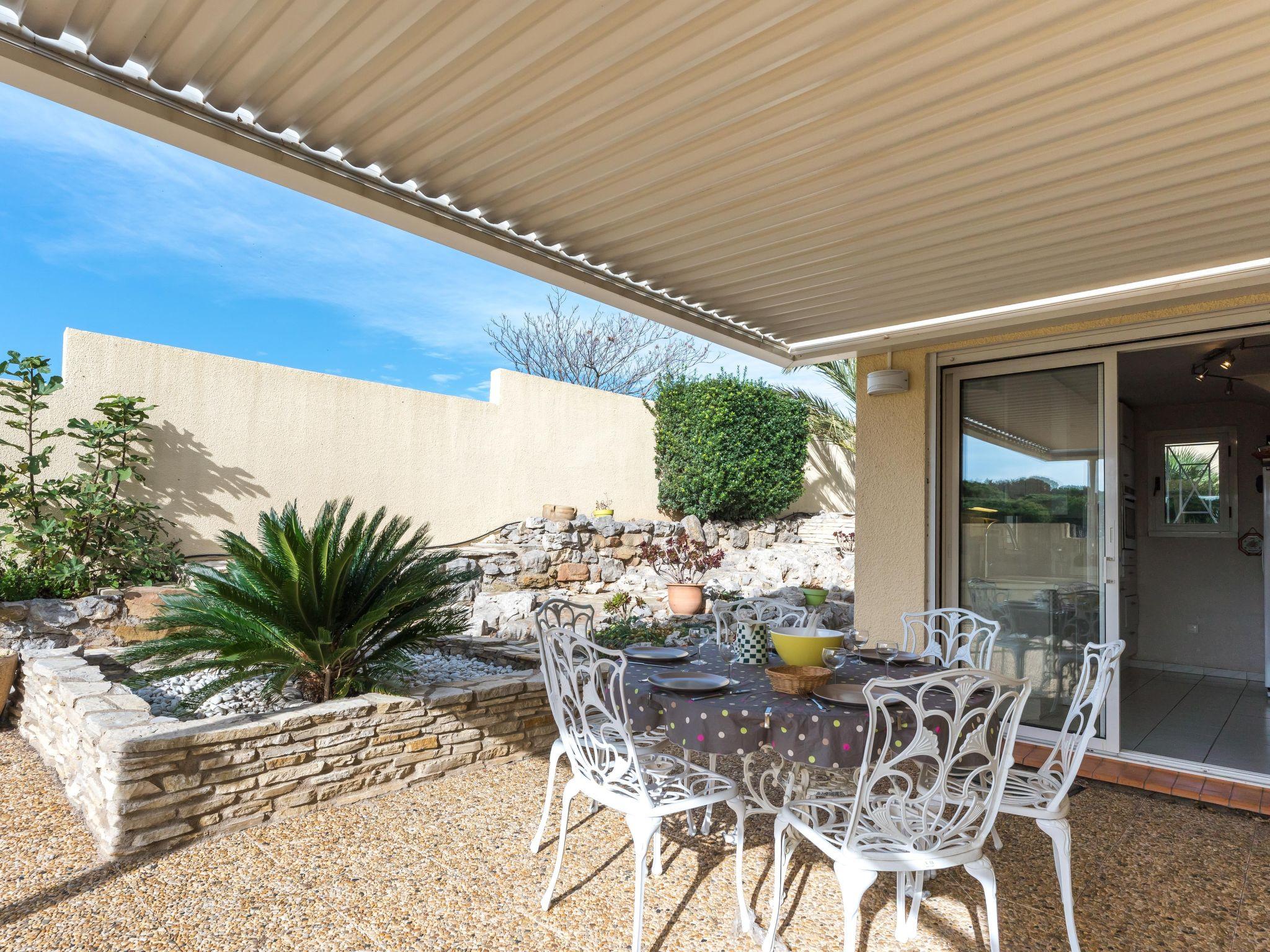 Photo 17 - Maison de 3 chambres à Fleury avec piscine privée et vues à la mer