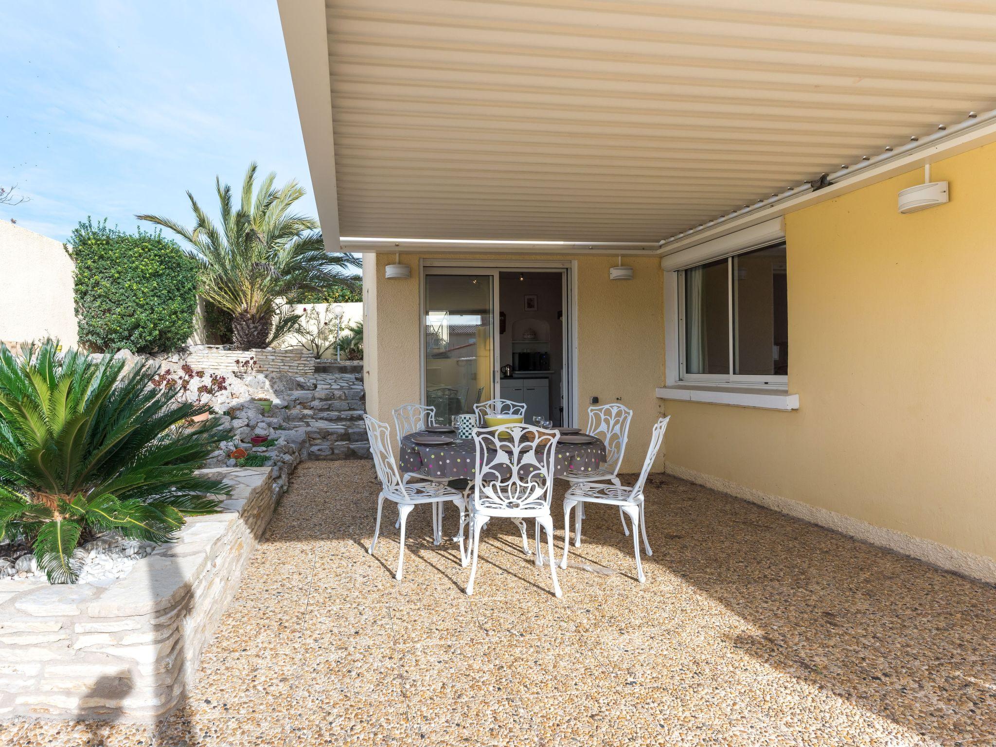 Photo 18 - Maison de 3 chambres à Fleury avec piscine privée et jardin