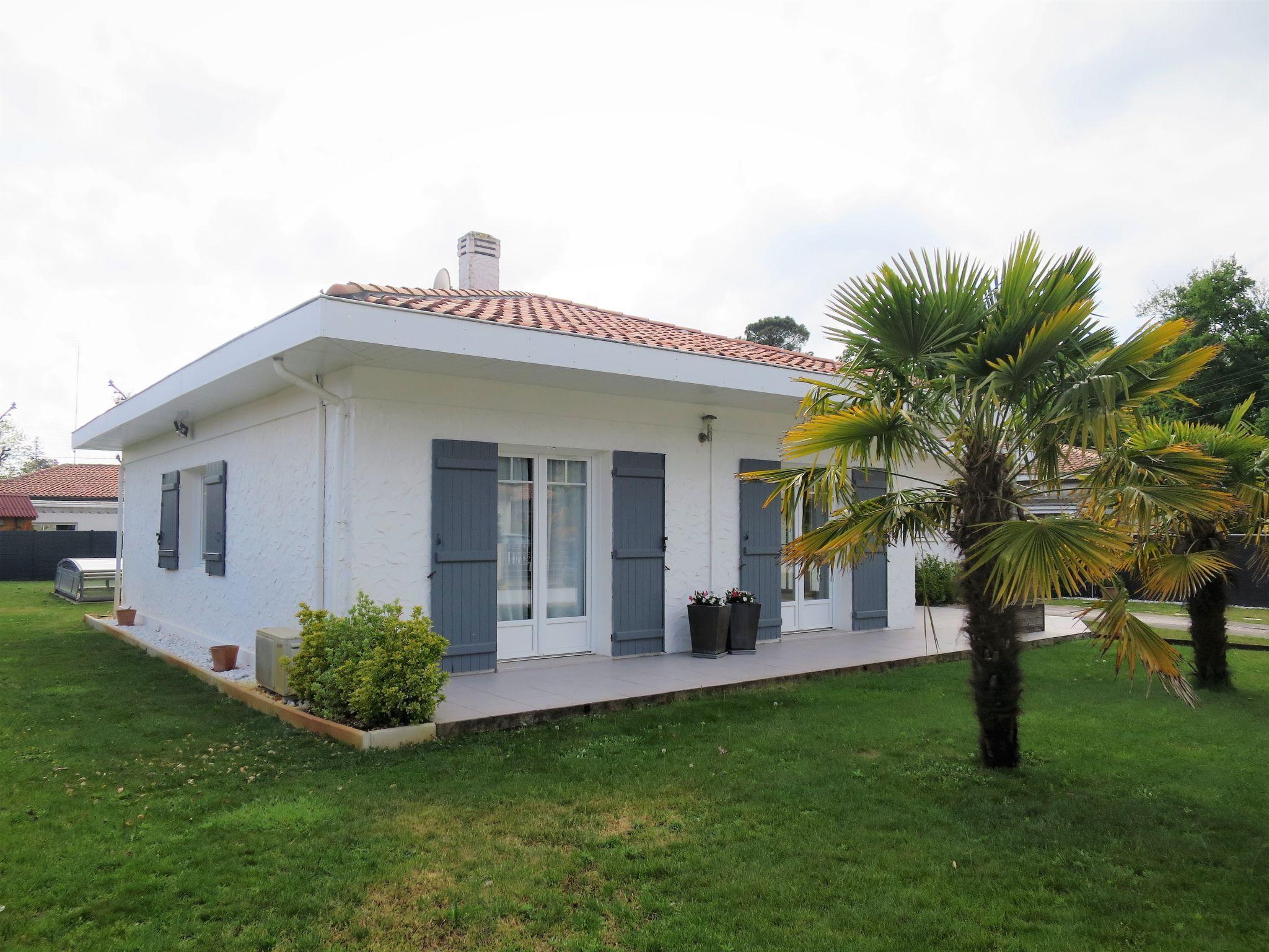 Photo 18 - 3 bedroom House in Andernos-les-Bains with private pool and garden