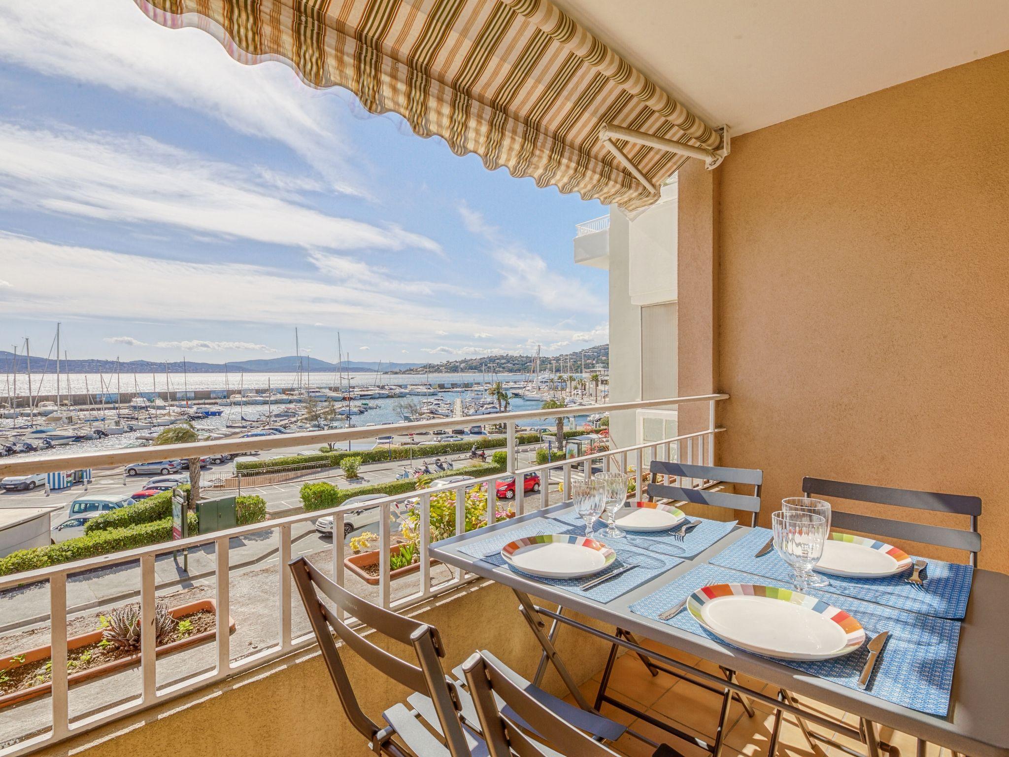 Foto 1 - Apartamento de 1 quarto em Sainte-Maxime com terraço e vistas do mar