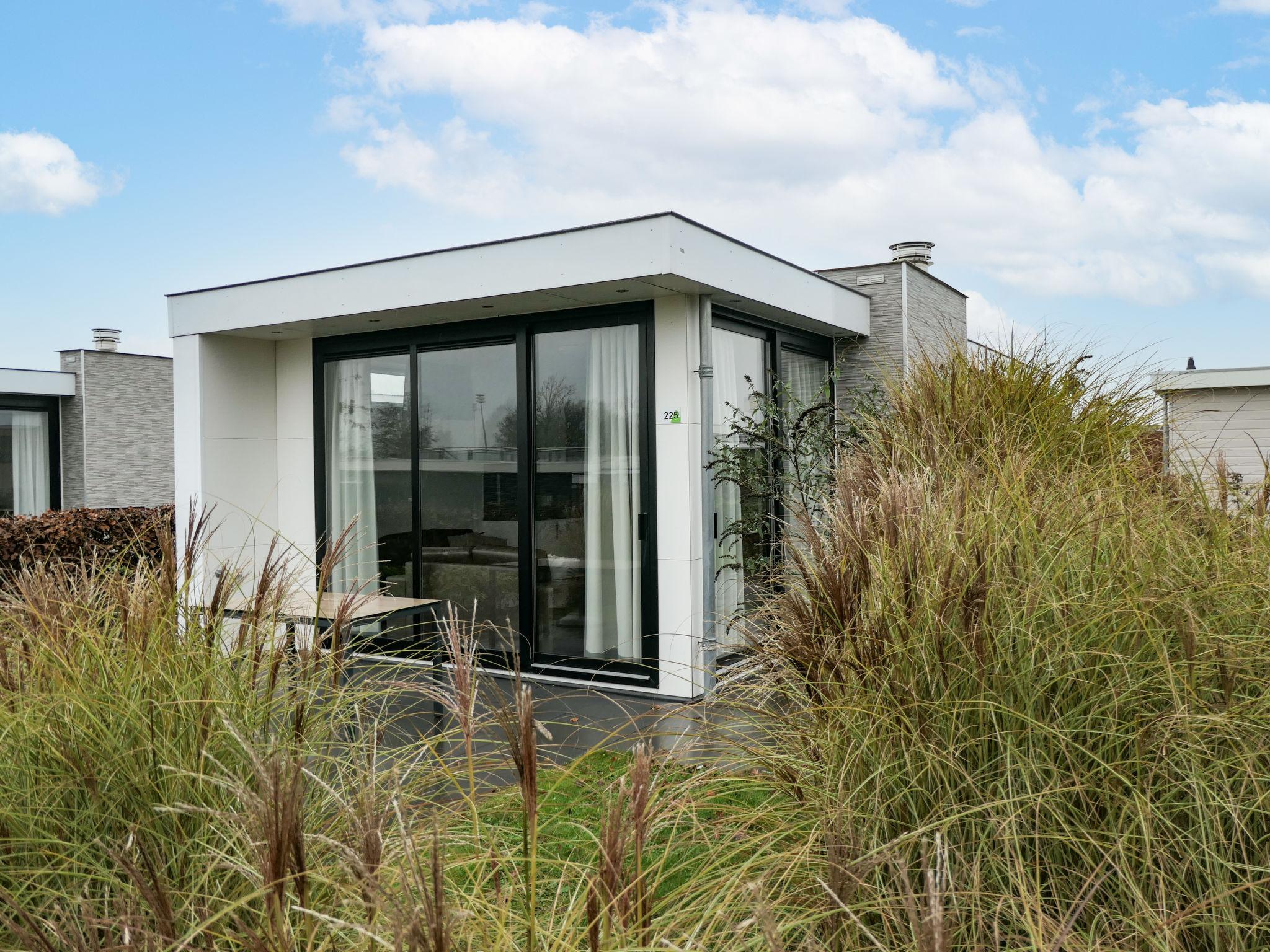 Foto 2 - Casa de 2 quartos em Nunspeet com piscina e terraço