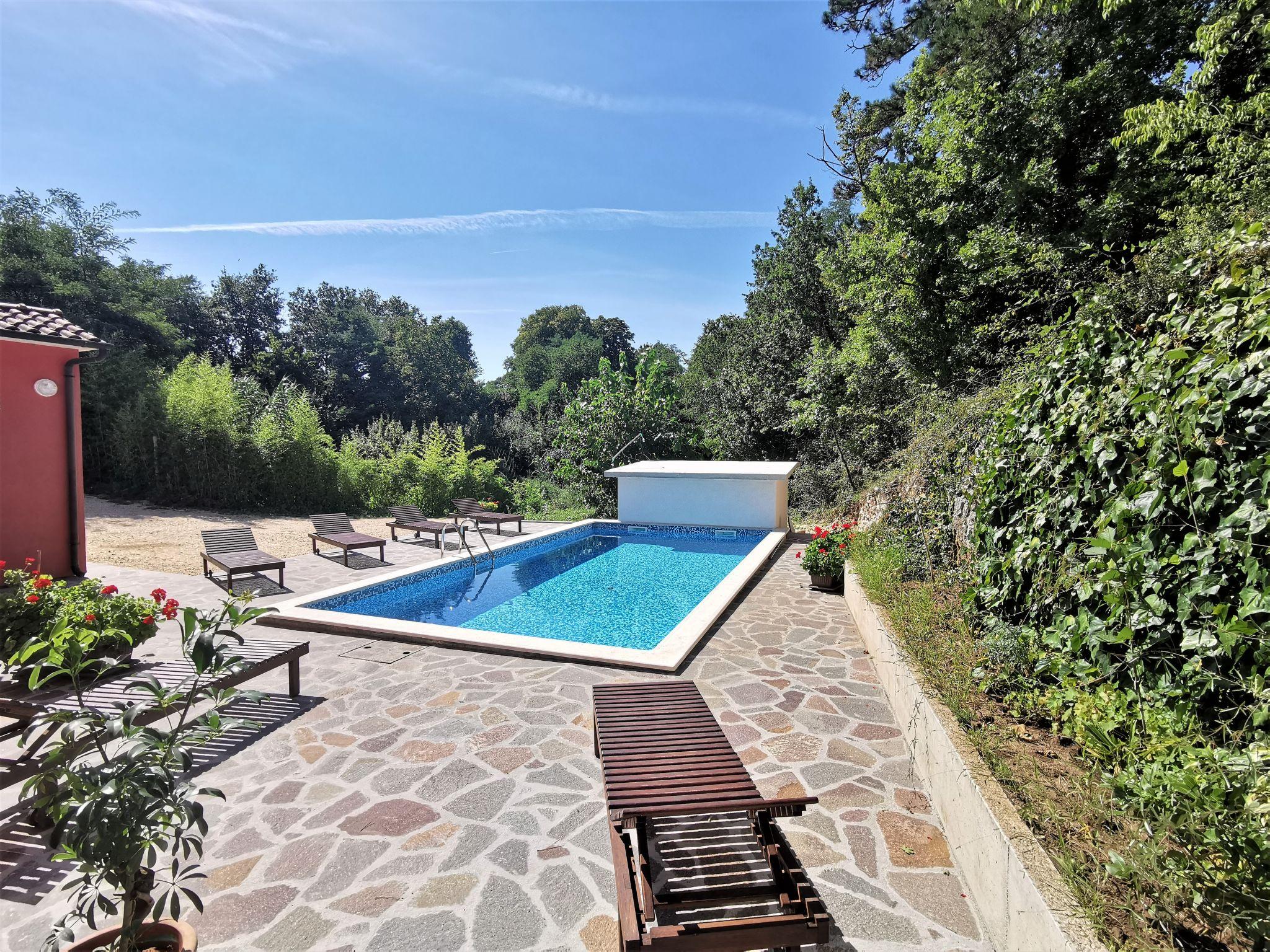 Photo 6 - Appartement de 4 chambres à Žminj avec piscine privée et vues à la mer