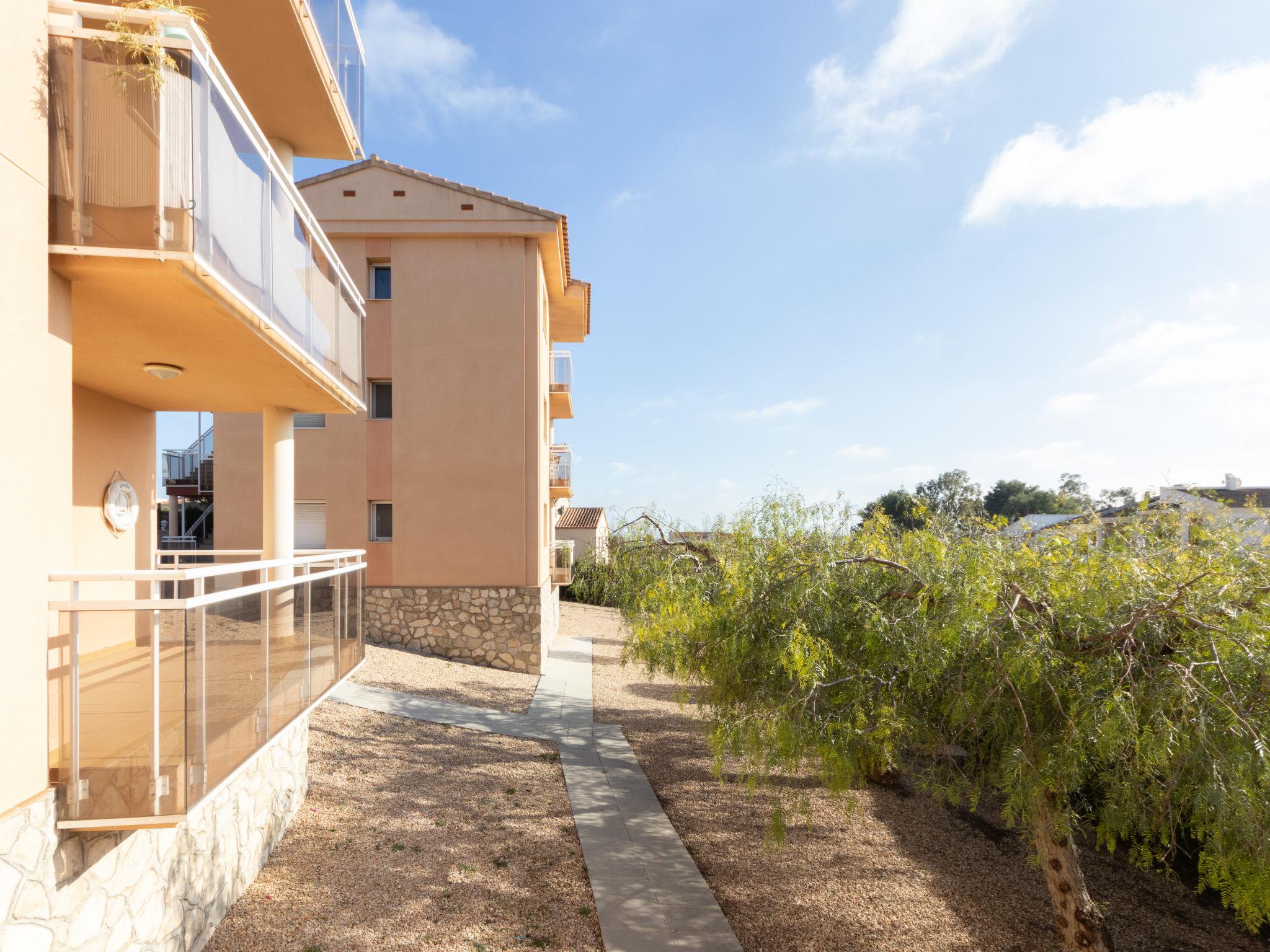 Photo 16 - Appartement de 2 chambres à l'Ampolla avec jardin et vues à la mer