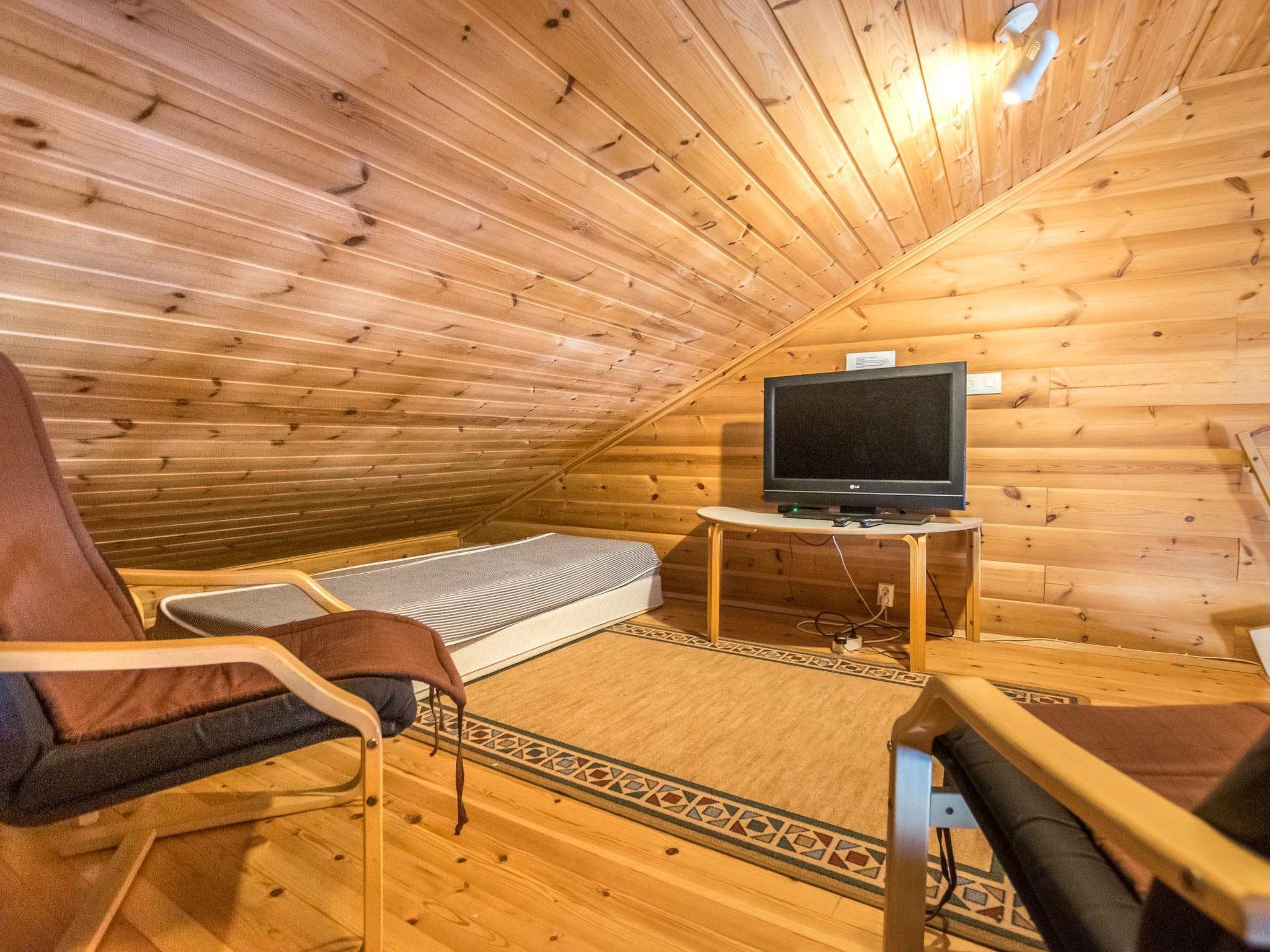 Photo 8 - 1 bedroom House in Hyrynsalmi with sauna