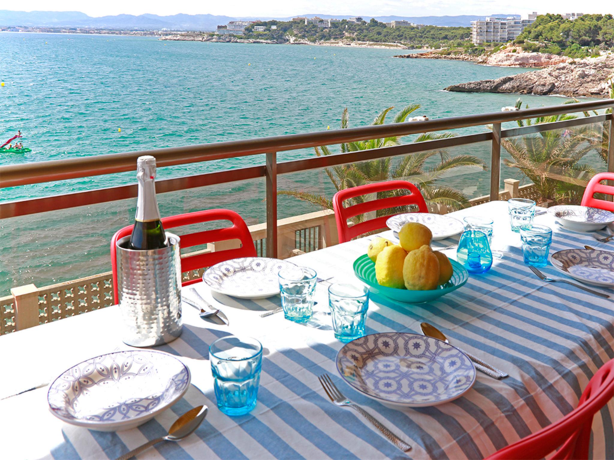 Foto 1 - Apartamento de 3 habitaciones en Salou con terraza y vistas al mar