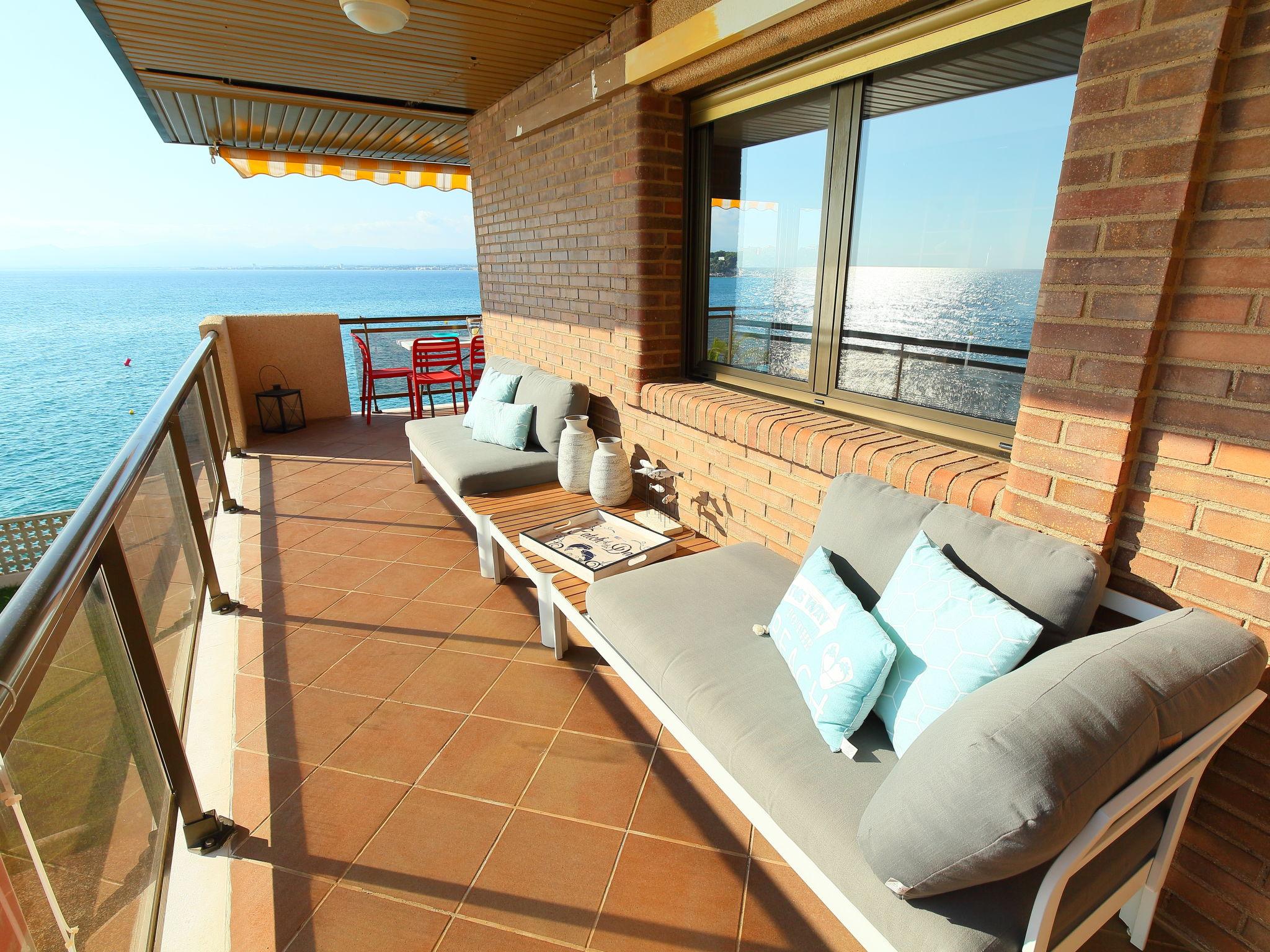 Foto 18 - Appartamento con 3 camere da letto a Salou con terrazza e vista mare