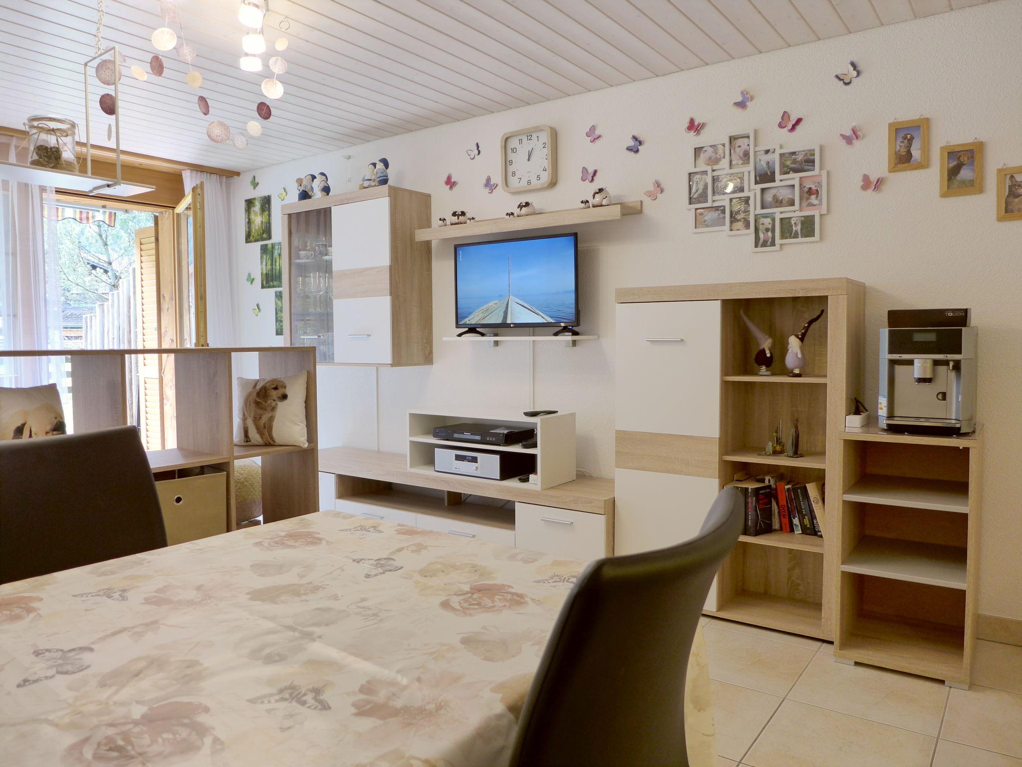 Photo 4 - Apartment in Kandersteg with terrace and mountain view