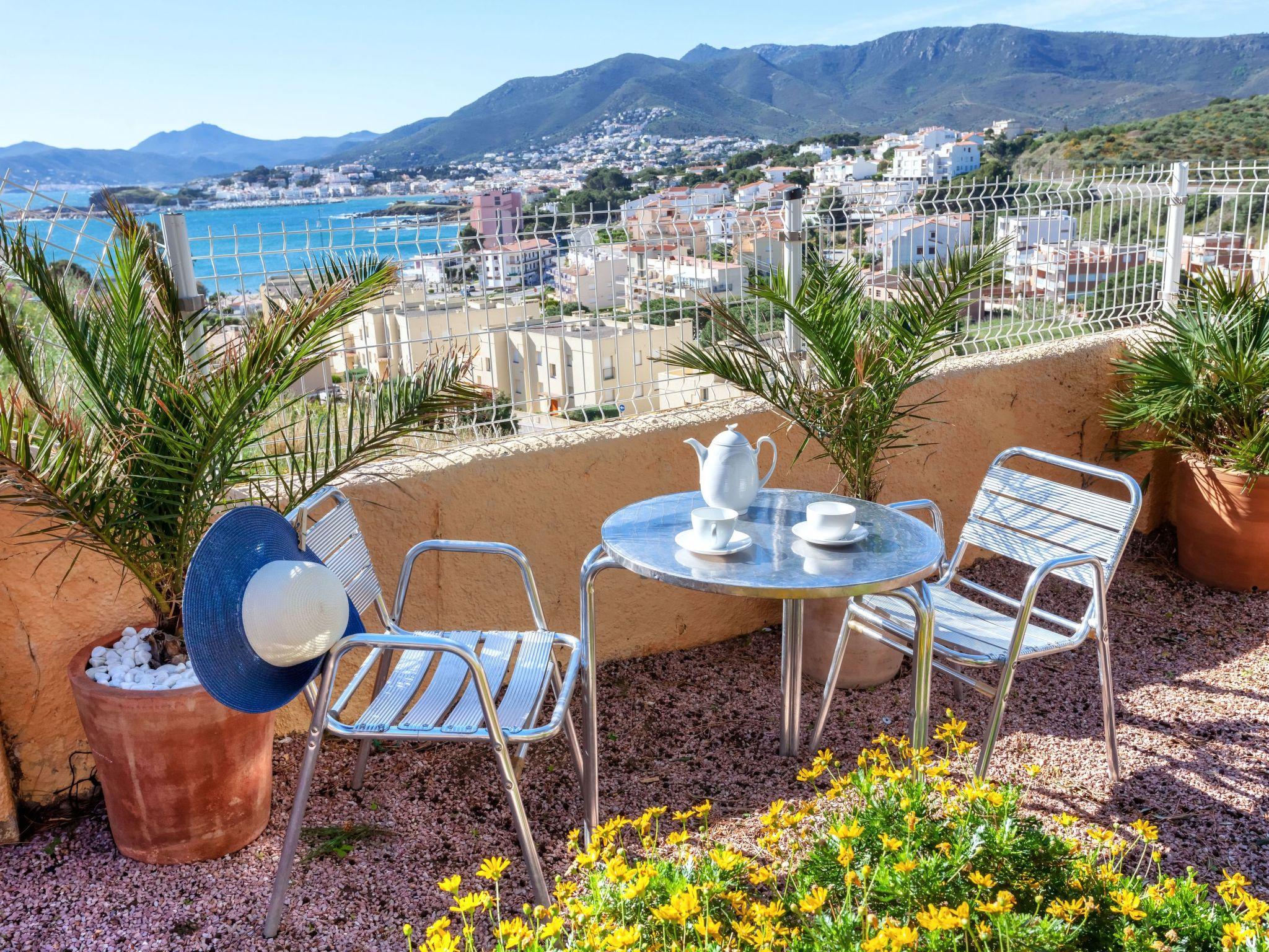 Photo 9 - Apartment in Llançà with sea view