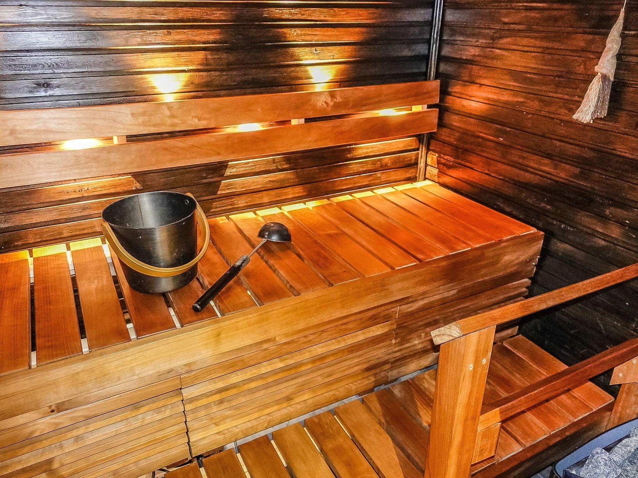 Foto 21 - Casa de 2 quartos em Salla com sauna e vista para a montanha
