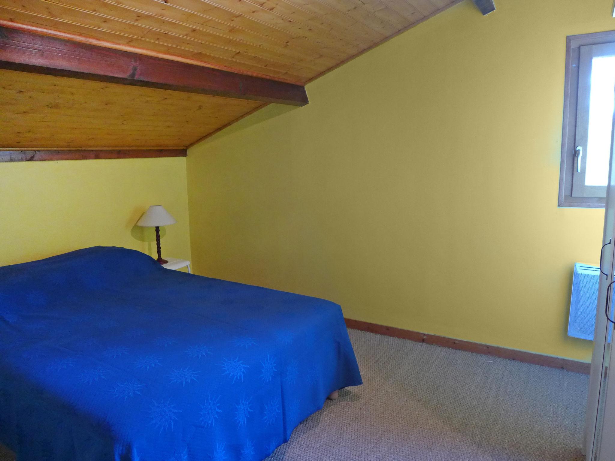 Foto 15 - Casa con 4 camere da letto a Lacanau con piscina privata e terrazza
