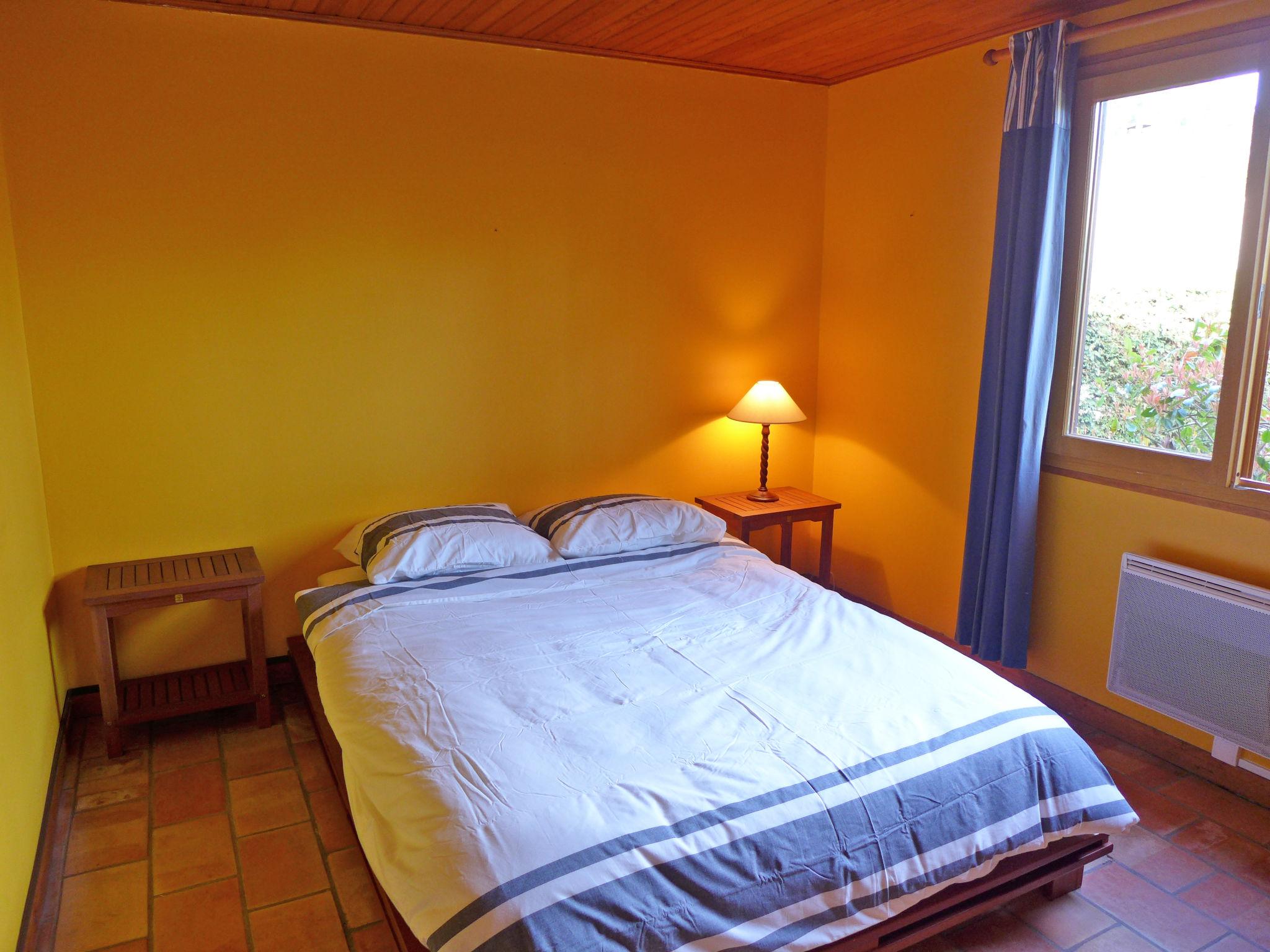 Foto 13 - Casa con 4 camere da letto a Lacanau con piscina privata e terrazza