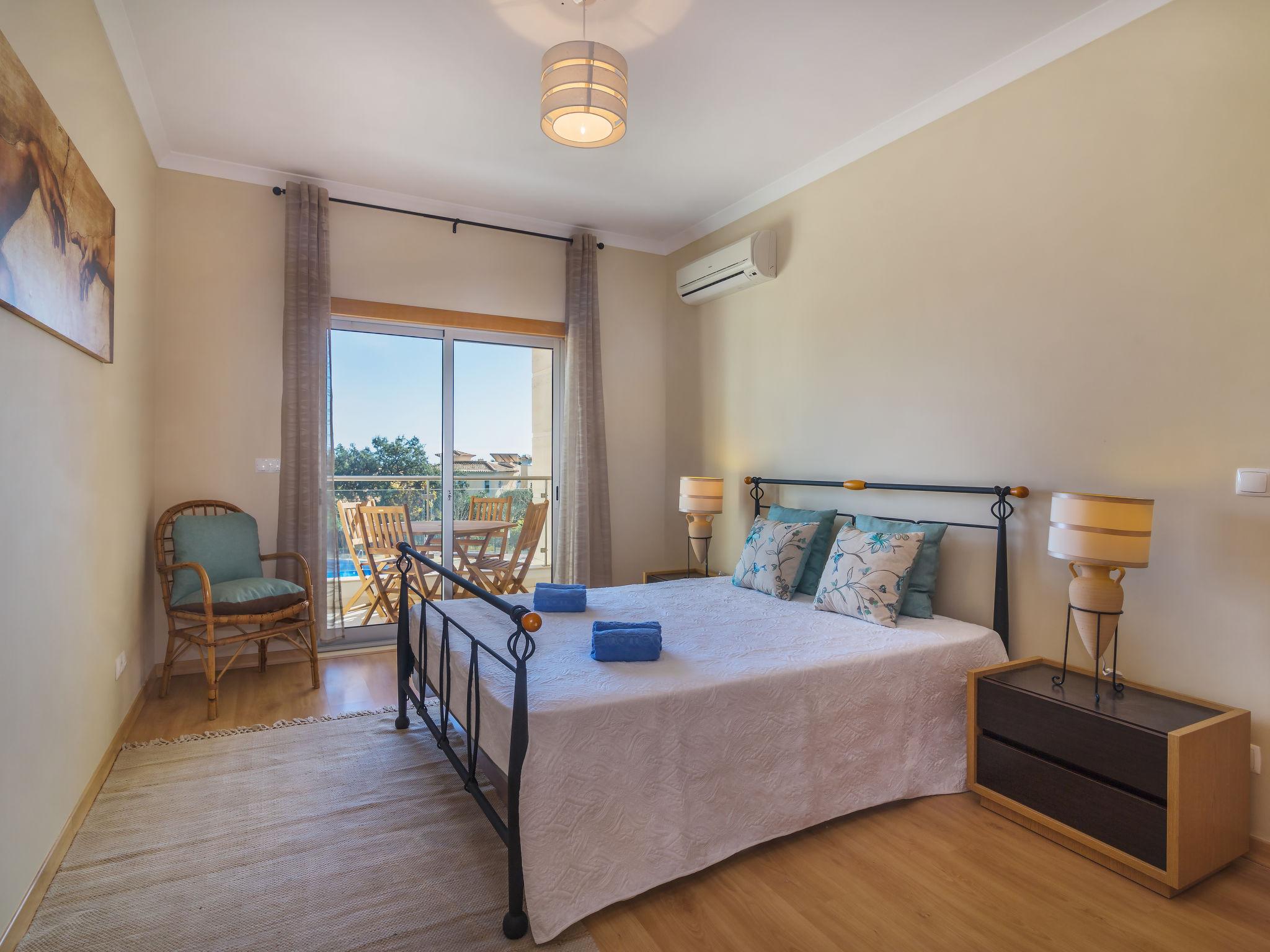 Foto 4 - Appartamento con 1 camera da letto a Albufeira con piscina e vista mare