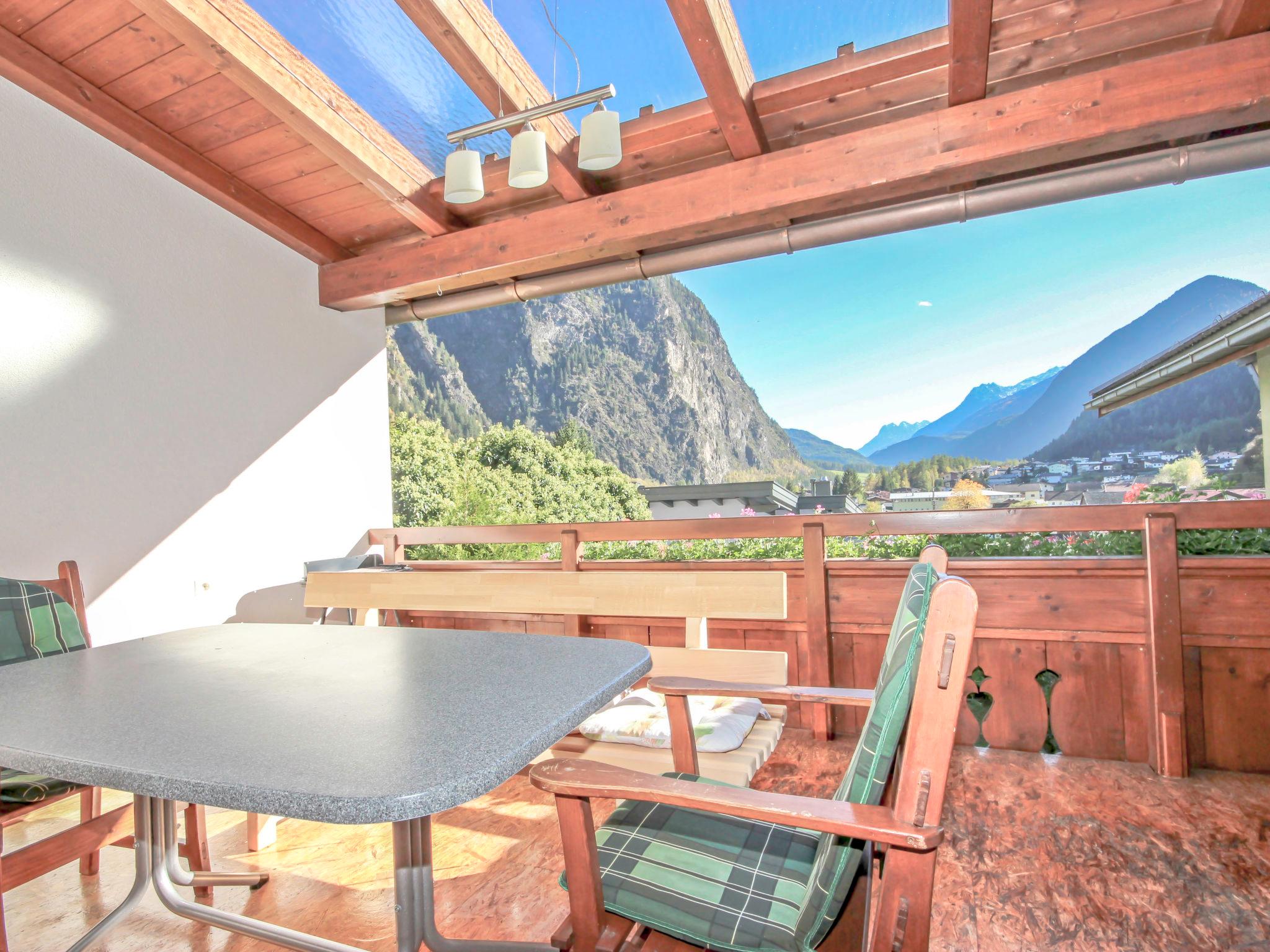 Photo 5 - 5 bedroom House in Umhausen with garden and mountain view