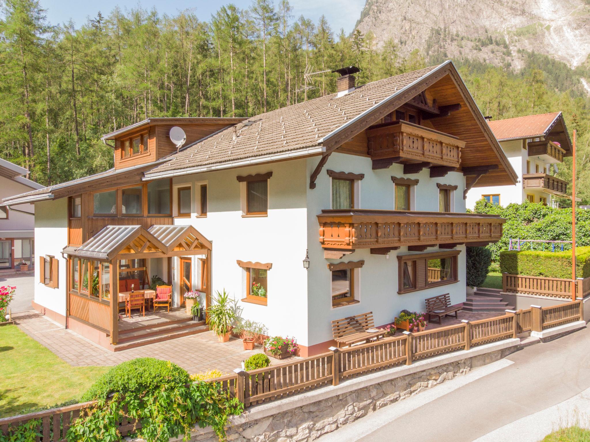 Photo 1 - Maison de 5 chambres à Umhausen avec jardin et vues sur la montagne