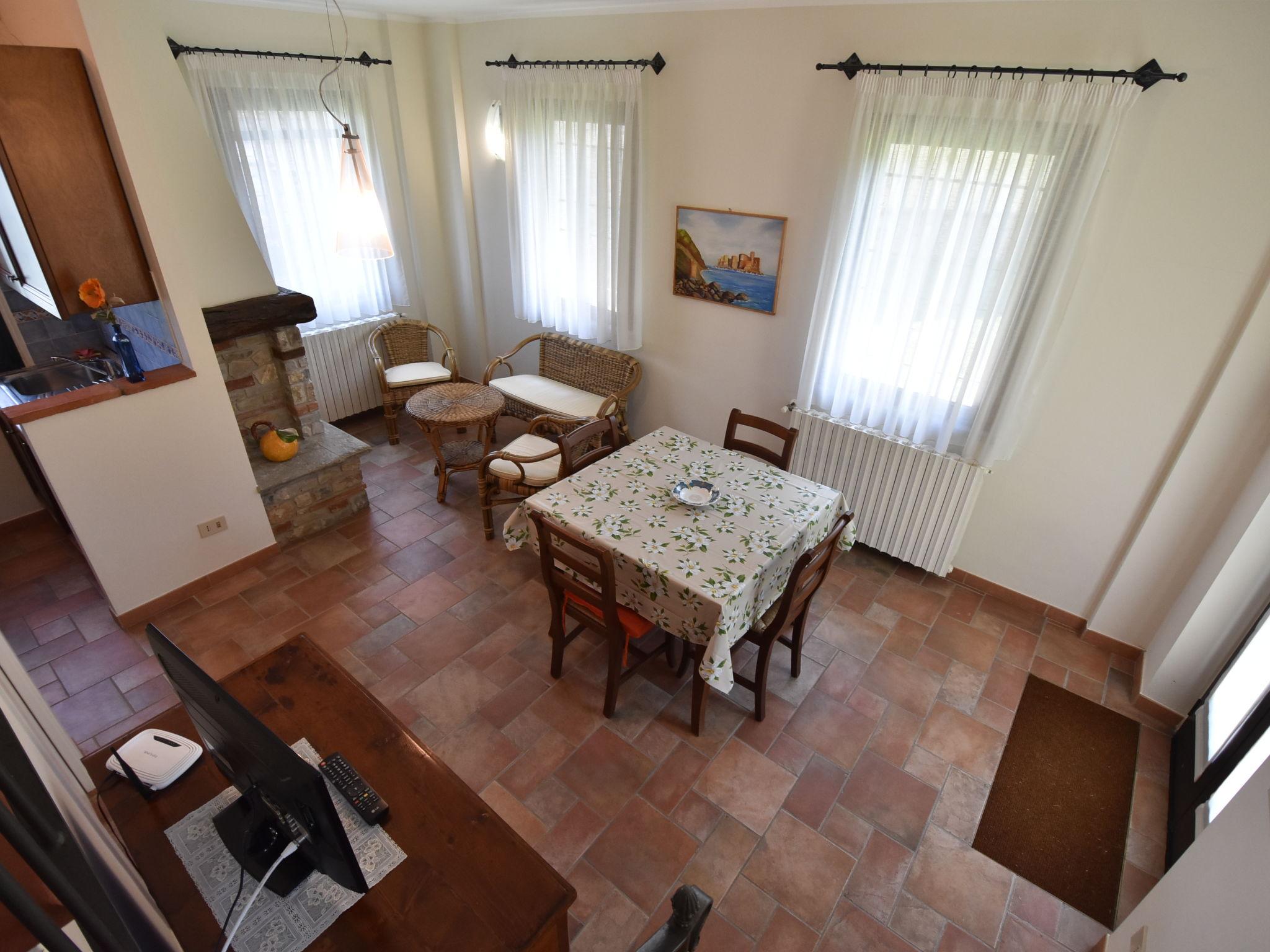 Photo 7 - 1 bedroom House in Castana with swimming pool and garden