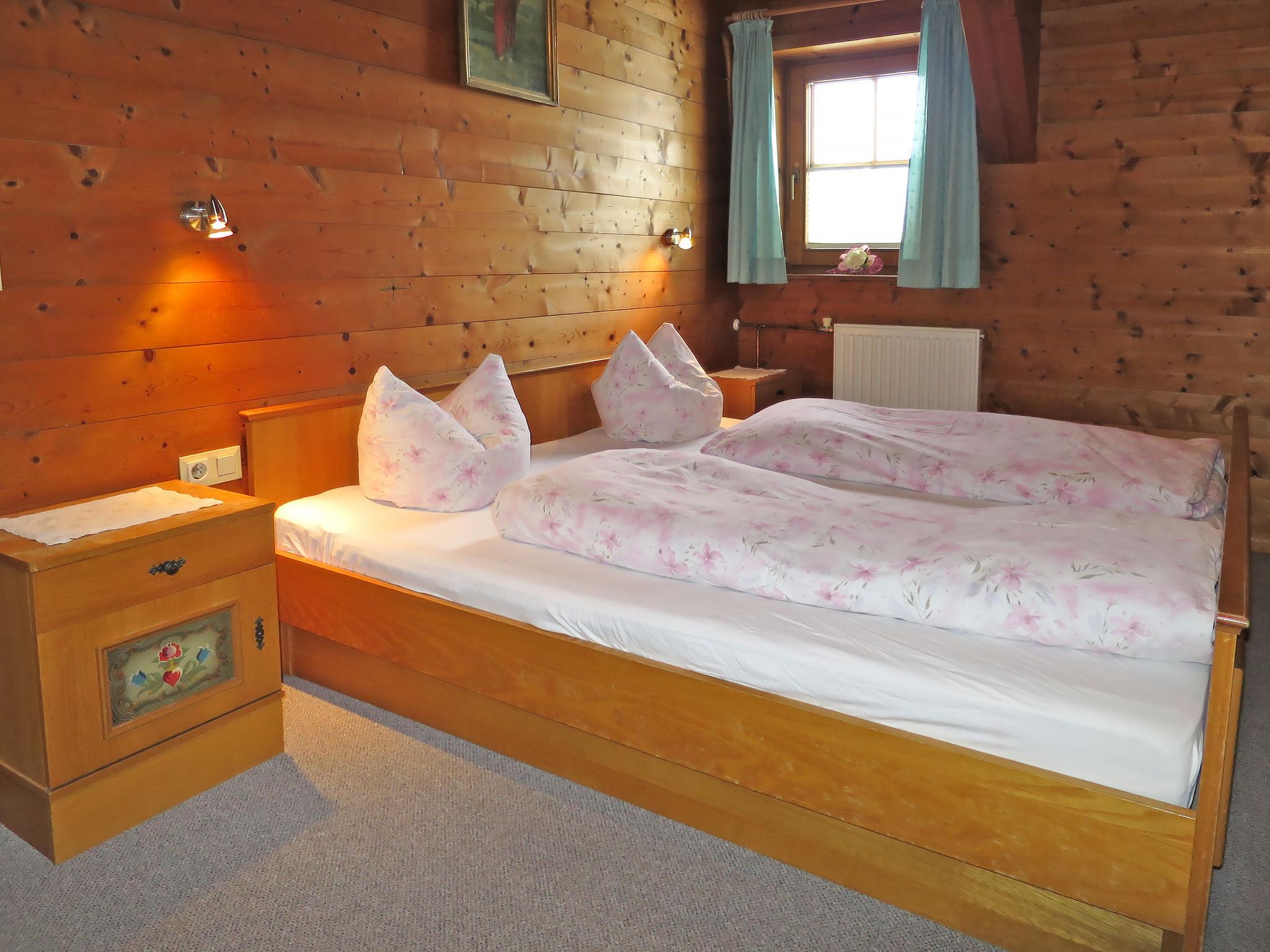 Photo 17 - 7 bedroom Apartment in Kaltenbach with garden and mountain view