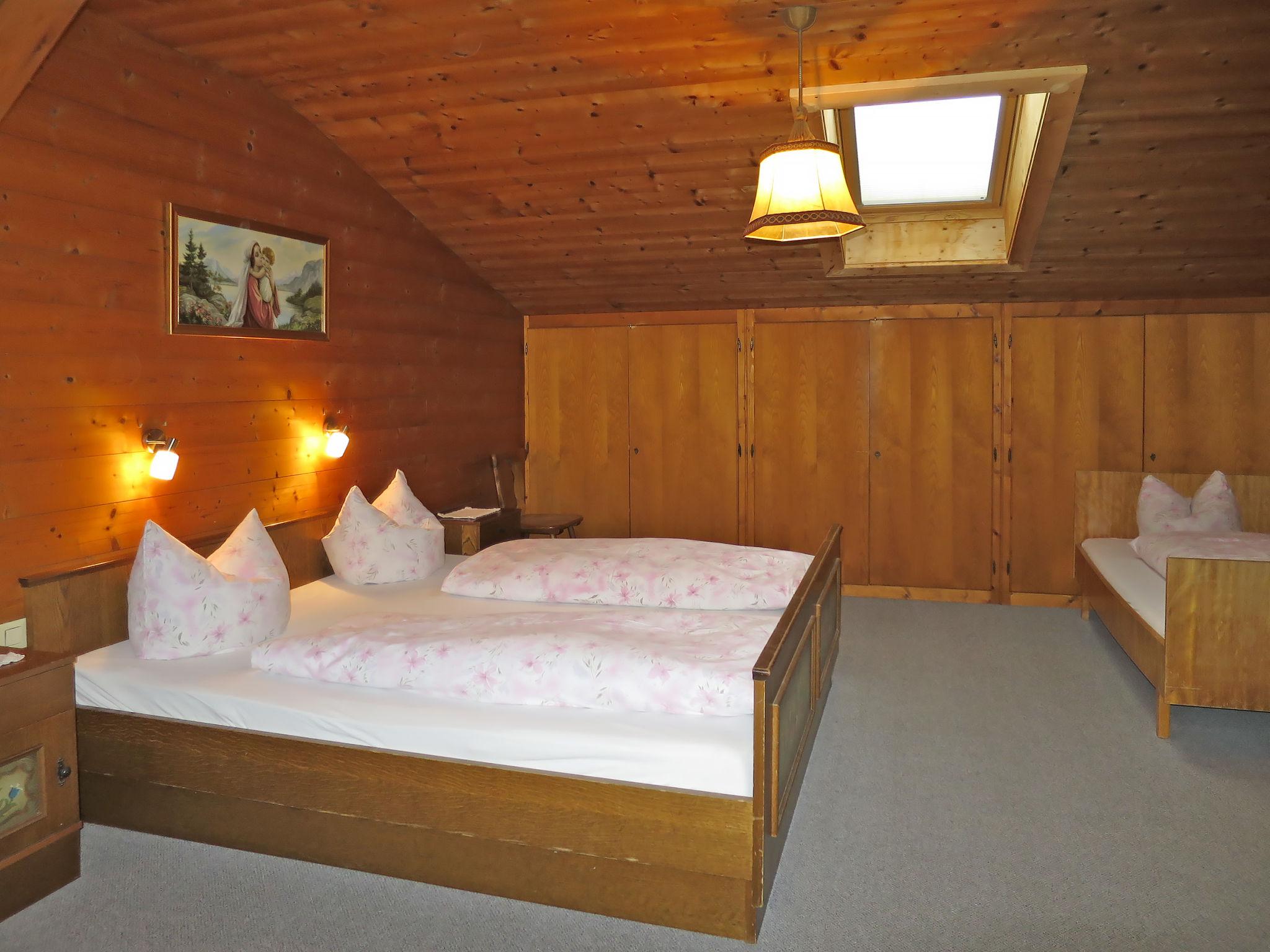 Foto 10 - Appartamento con 7 camere da letto a Kaltenbach con giardino e vista sulle montagne