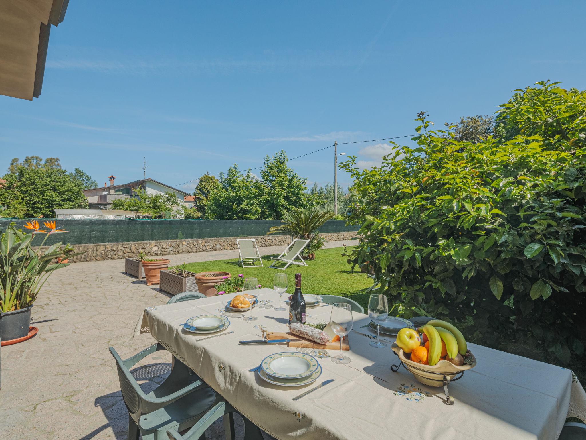 Foto 3 - Appartamento con 3 camere da letto a Massa con giardino e terrazza