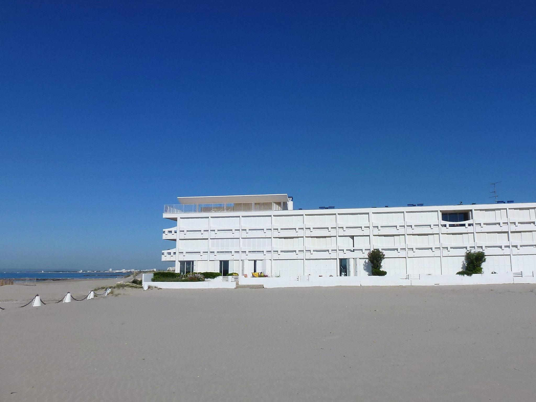 Photo 24 - Appartement de 2 chambres à Le Grau-du-Roi avec piscine et vues à la mer