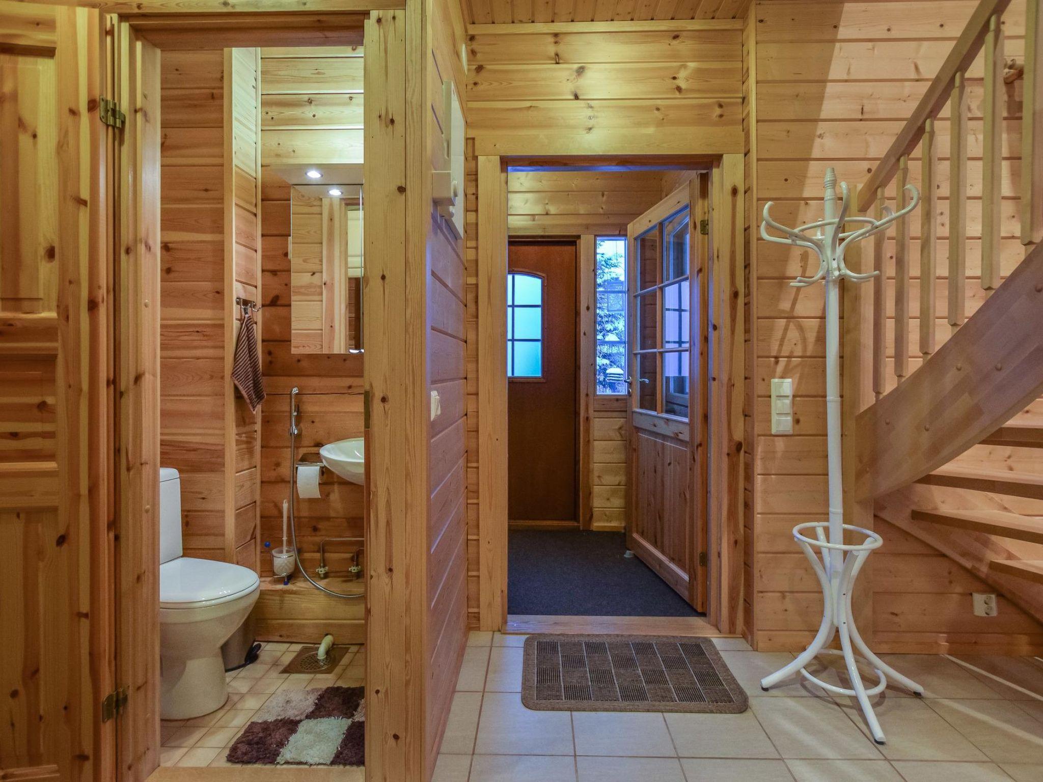 Photo 14 - 3 bedroom House in Hankasalmi with sauna and hot tub