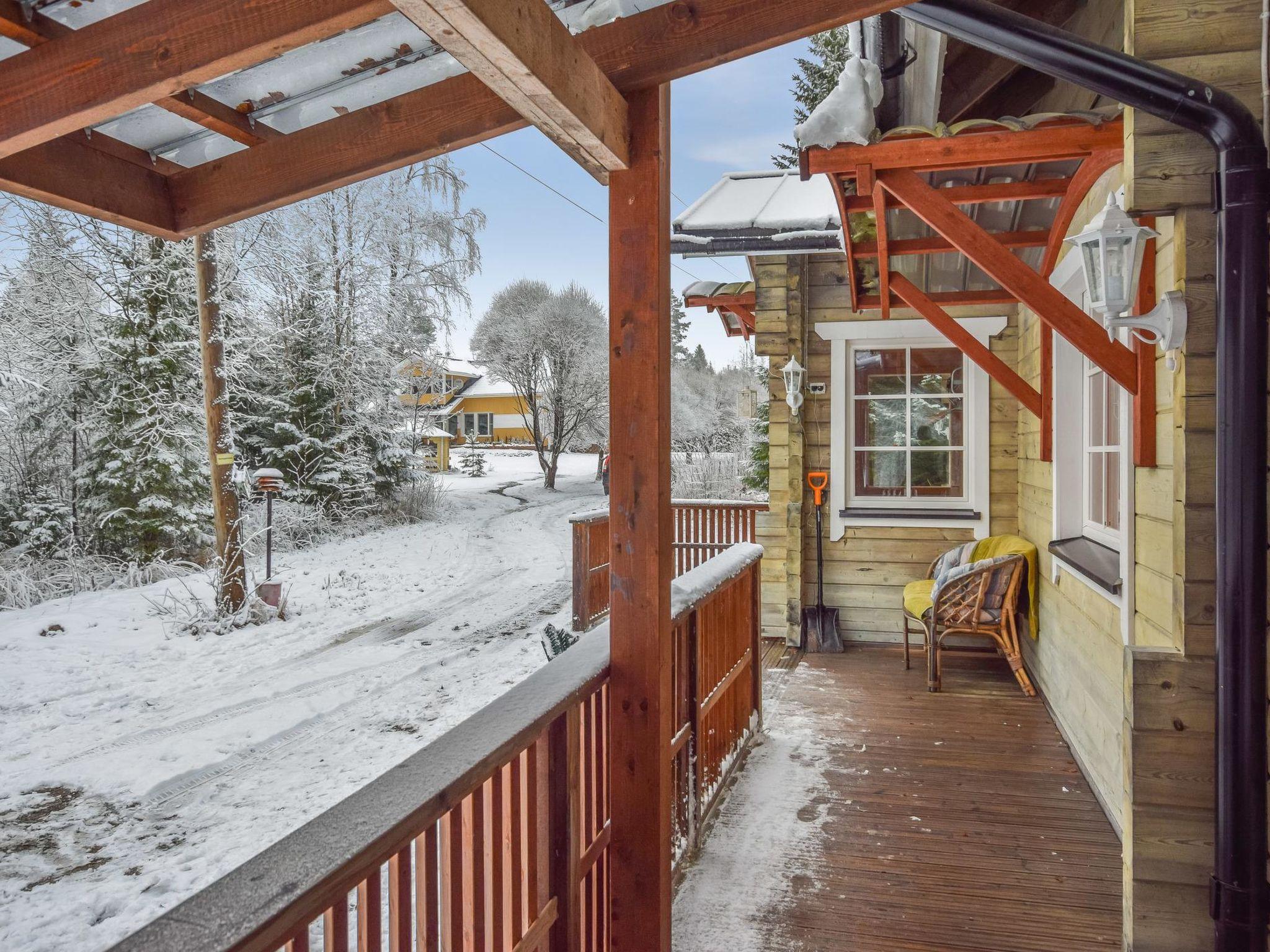 Foto 5 - Casa de 3 habitaciones en Hankasalmi con sauna y bañera de hidromasaje