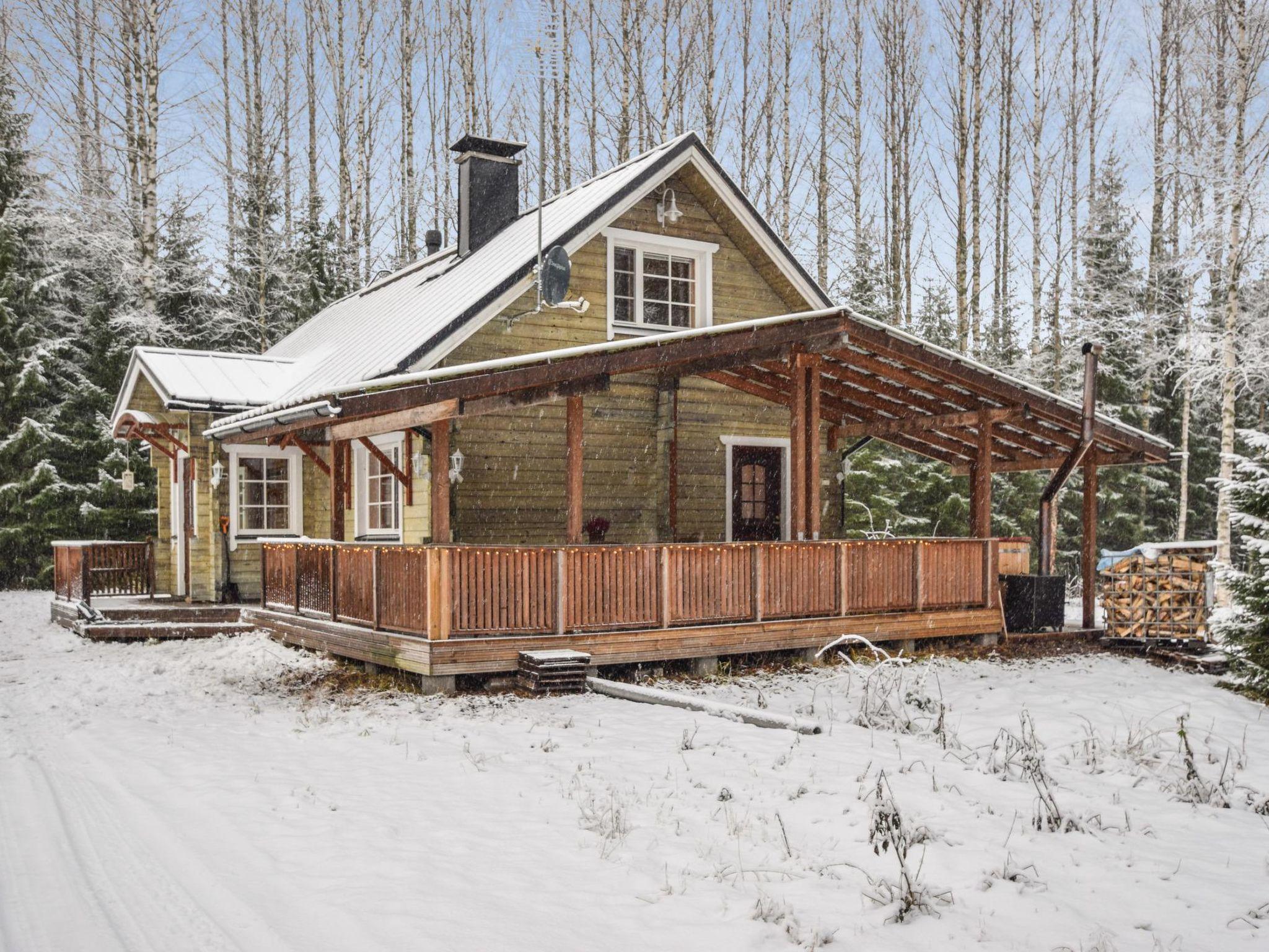 Photo 1 - Maison de 3 chambres à Hankasalmi avec sauna et bain à remous