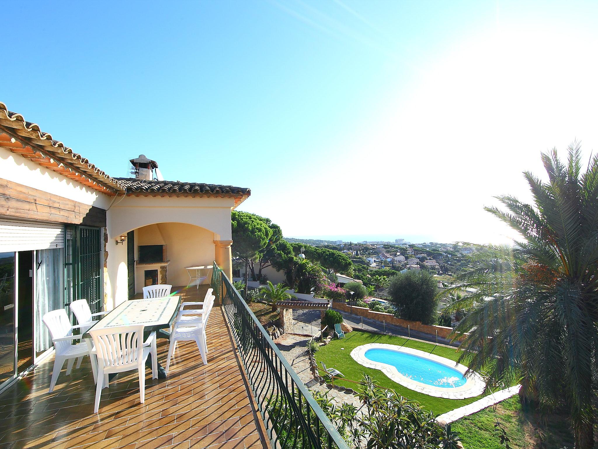 Foto 3 - Casa de 3 habitaciones en Castell-Platja d'Aro con piscina y vistas al mar