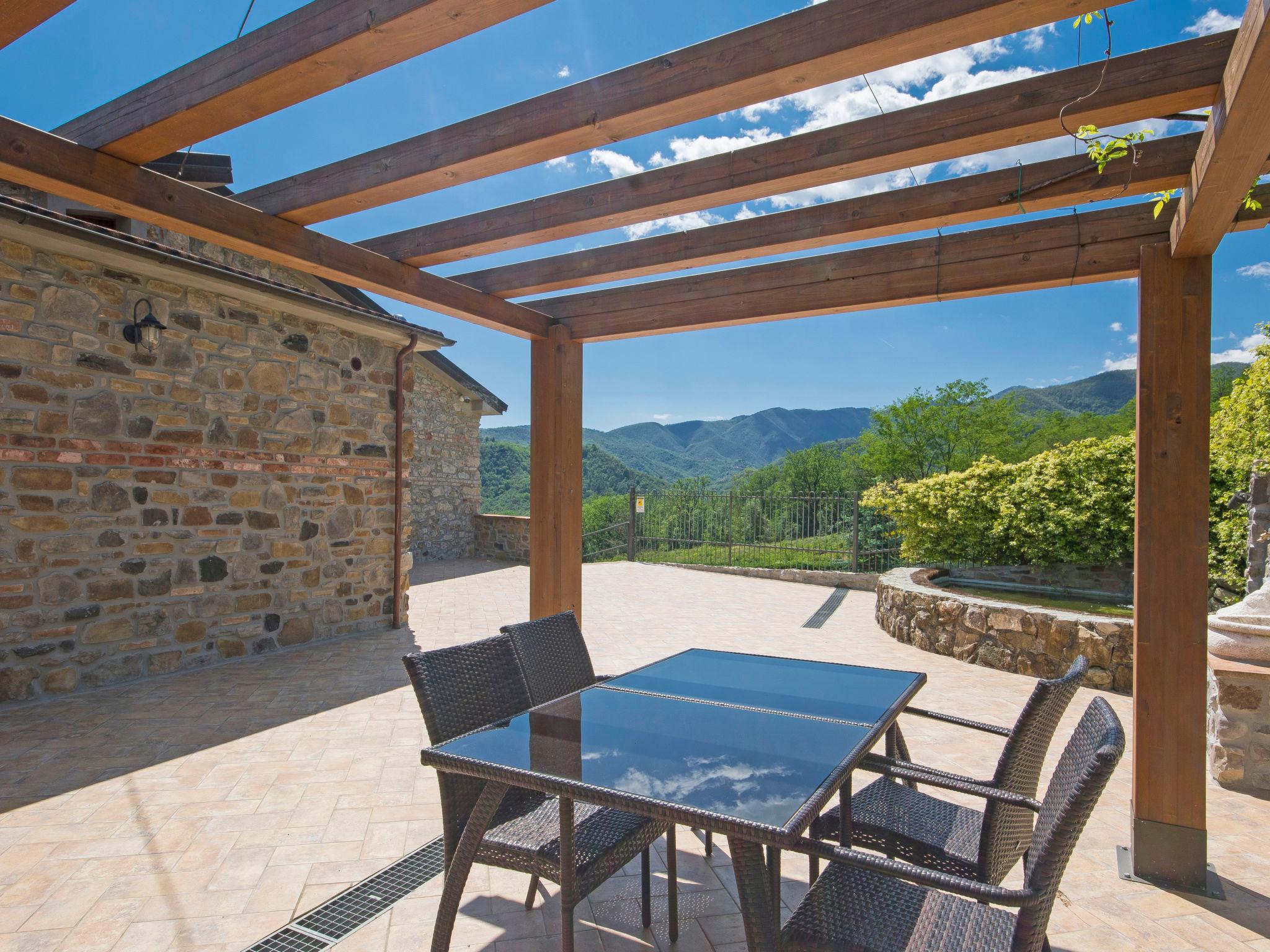 Photo 3 - Maison de 2 chambres à Tresana avec piscine et jardin