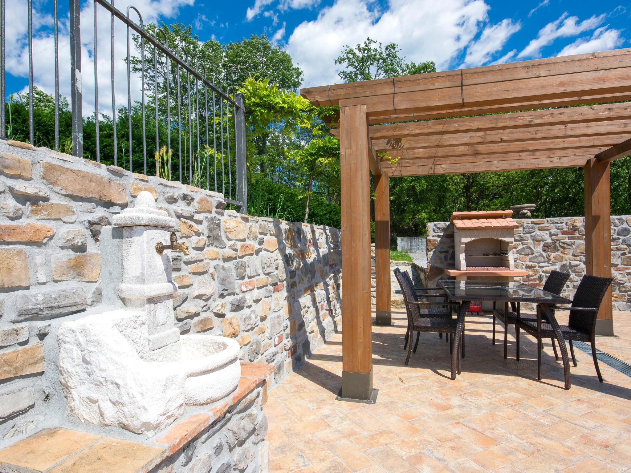 Photo 25 - Maison de 2 chambres à Tresana avec piscine et terrasse