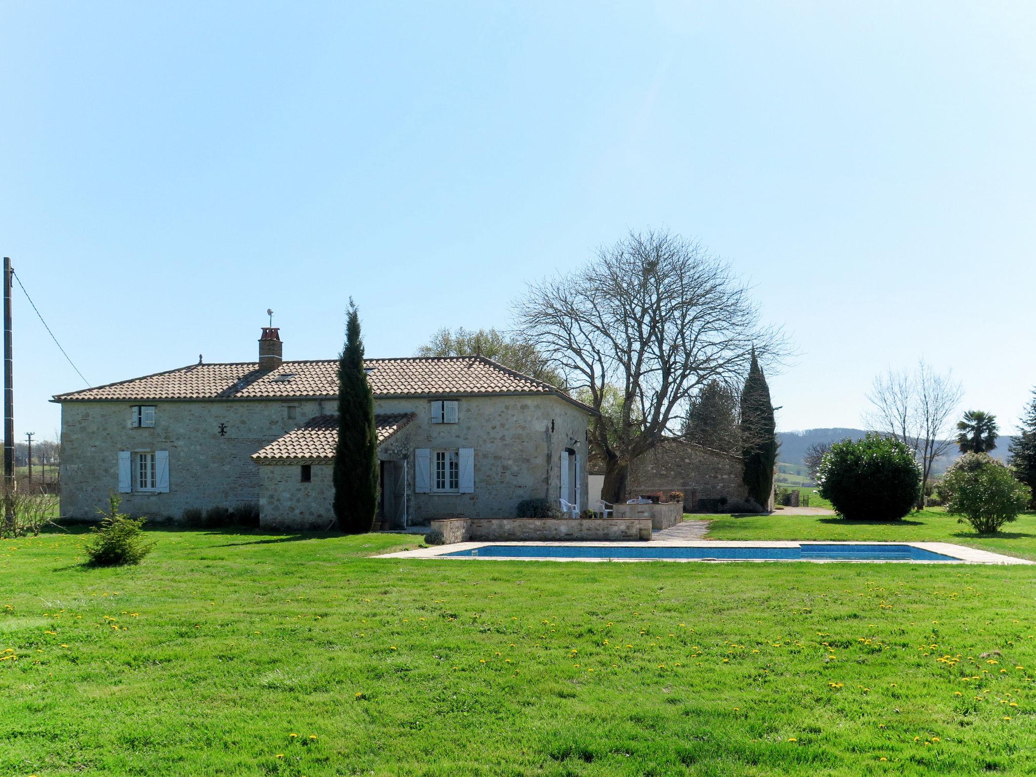 Photo 21 - Maison de 3 chambres à Penne-d'Agenais avec piscine privée et jardin