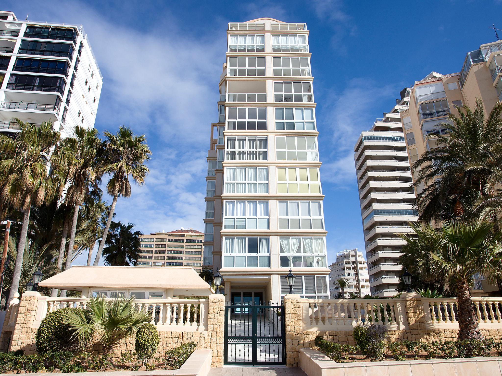 Foto 15 - Apartamento de 2 quartos em Calp com terraço e vistas do mar