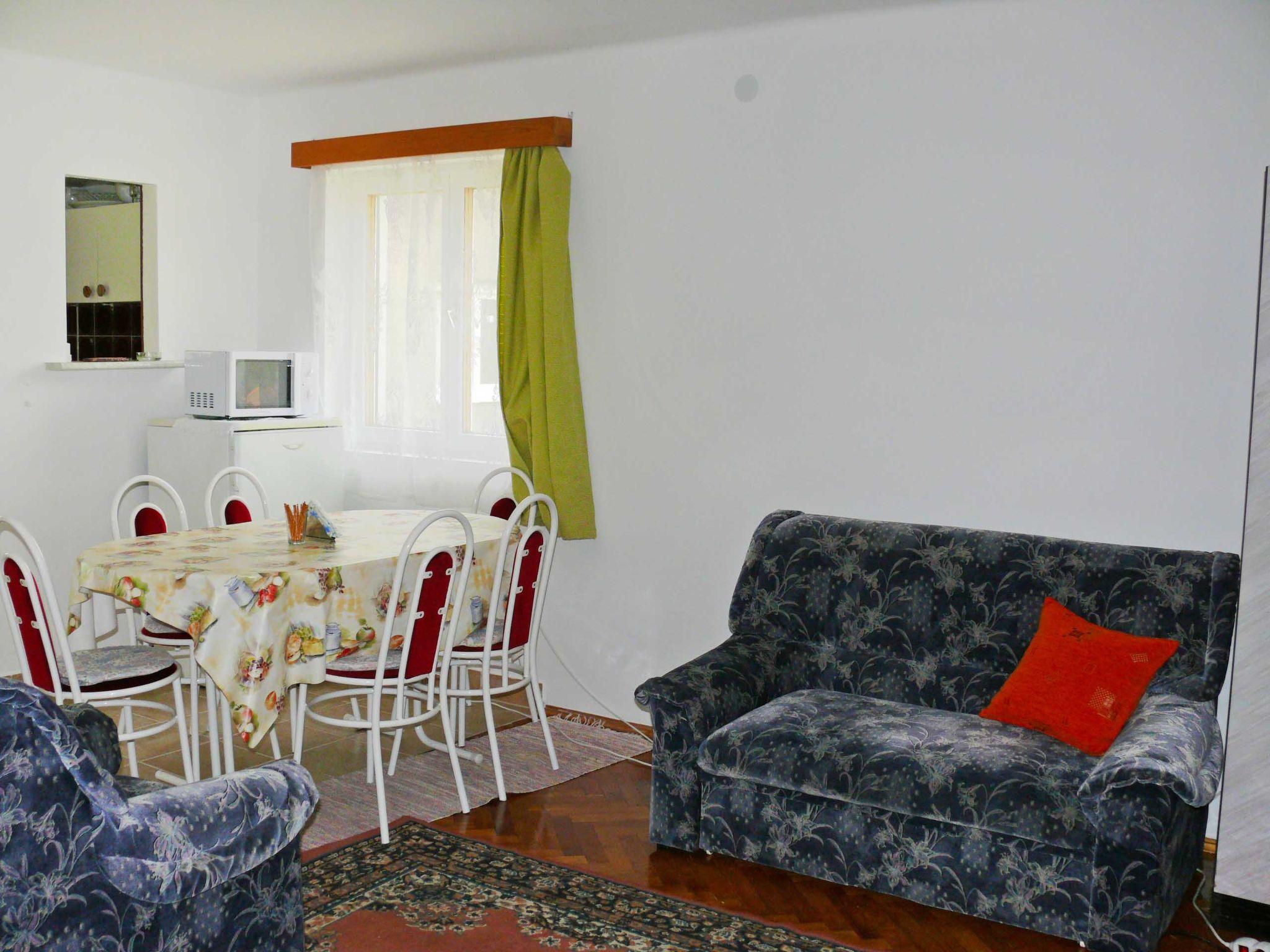 Photo 4 - 2 bedroom House in Balatonfenyves with garden