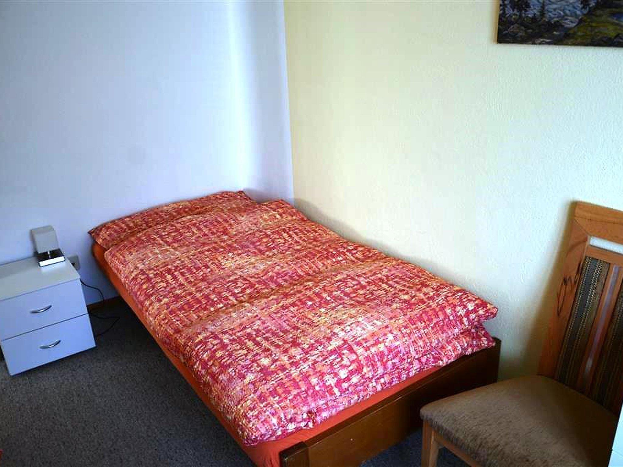 Foto 23 - Appartamento con 3 camere da letto a Saanen con vista sulle montagne