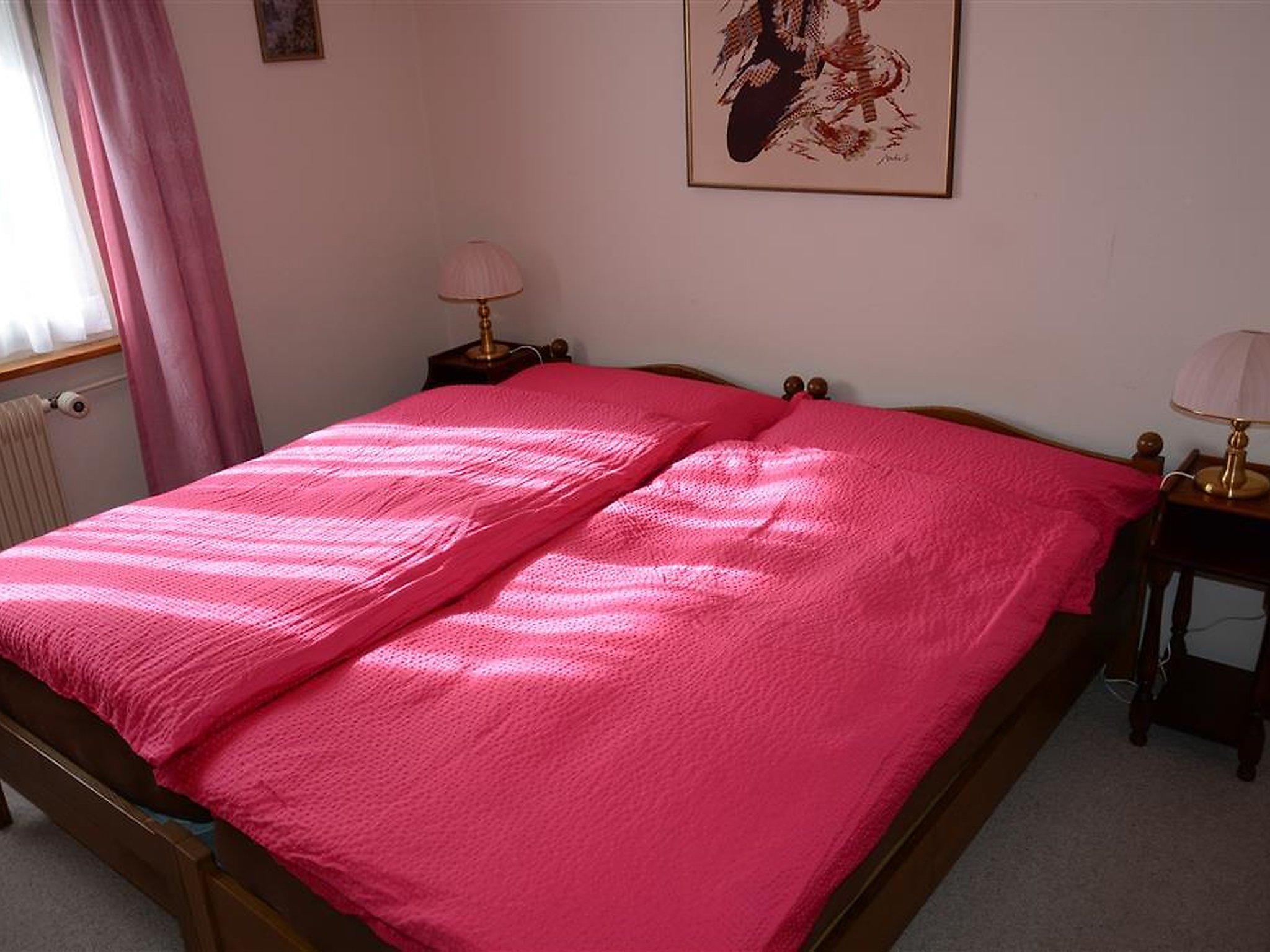 Foto 19 - Appartamento con 3 camere da letto a Saanen con vista sulle montagne