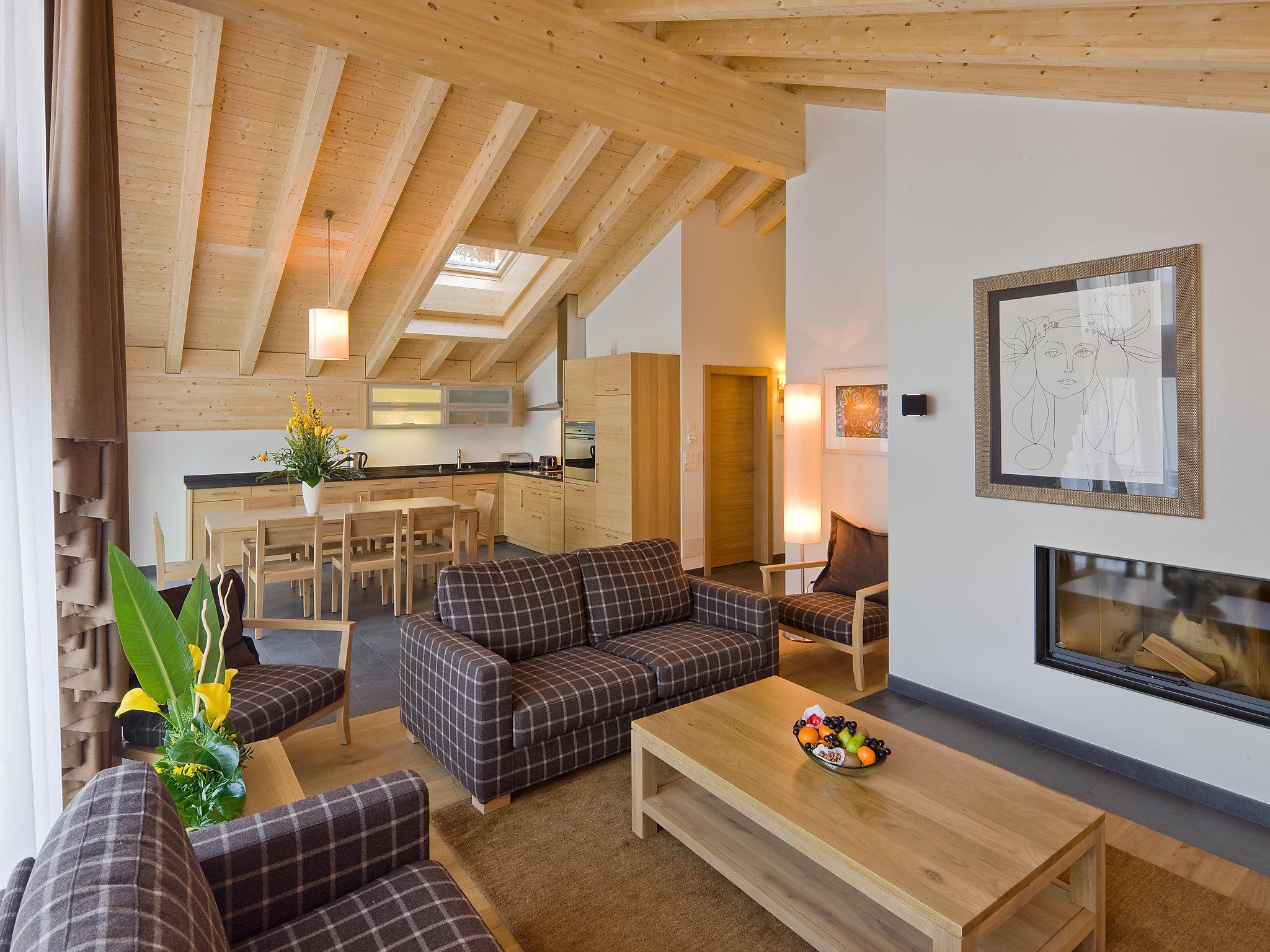 Photo 2 - 4 bedroom Apartment in Zermatt