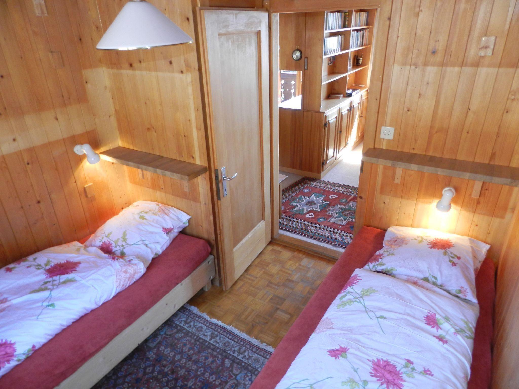 Photo 18 - 3 bedroom Apartment in Saanen