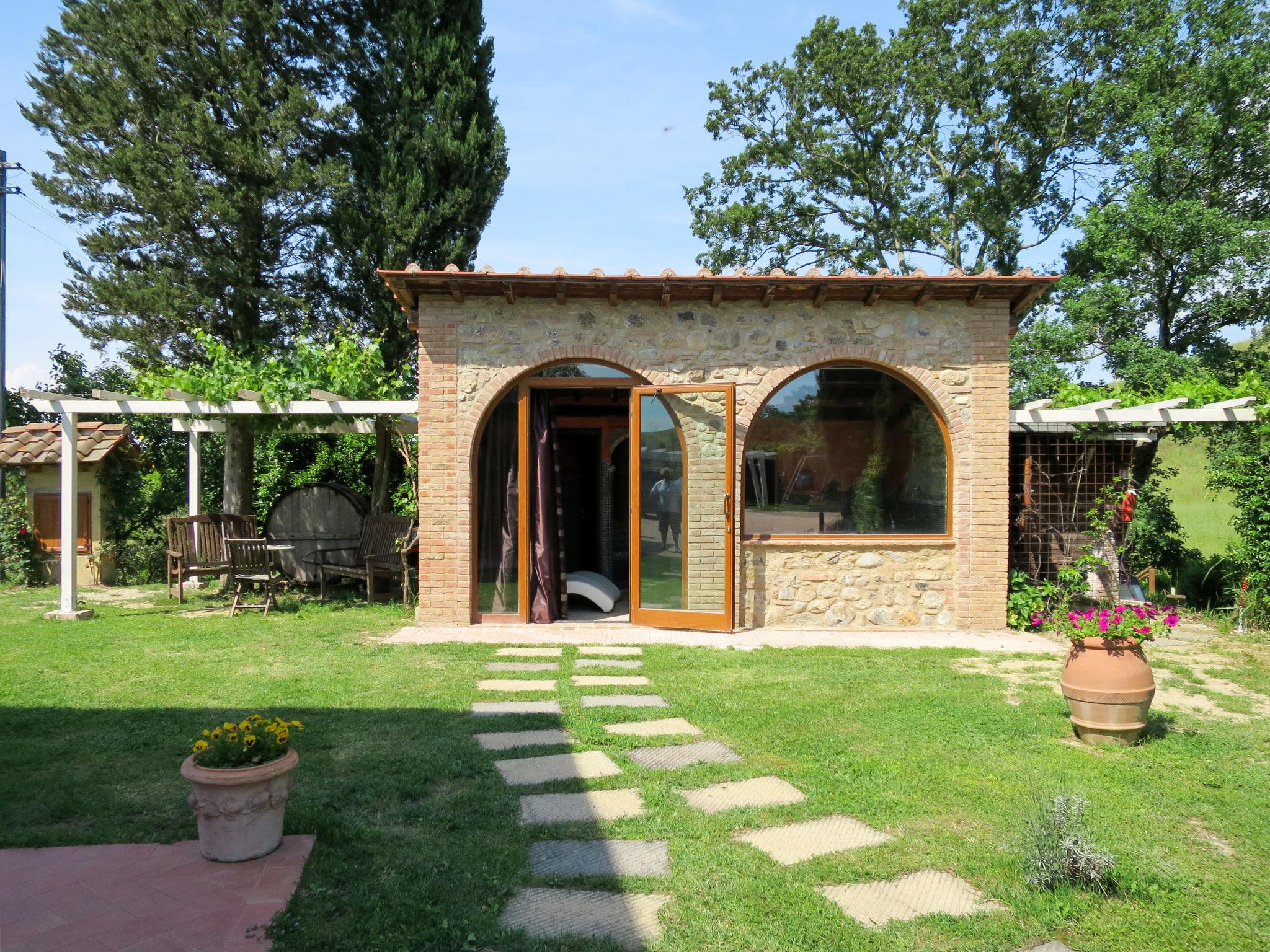 Foto 32 - Casa con 4 camere da letto a Volterra con piscina privata e giardino