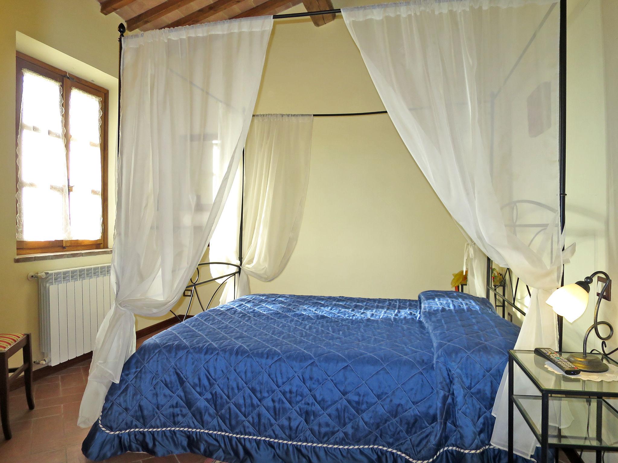 Photo 14 - 4 bedroom House in Volterra with private pool and garden