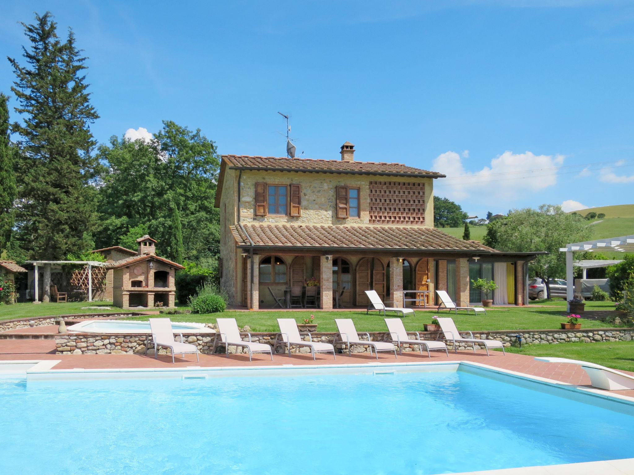 Photo 1 - Maison de 4 chambres à Volterra avec piscine privée et jardin