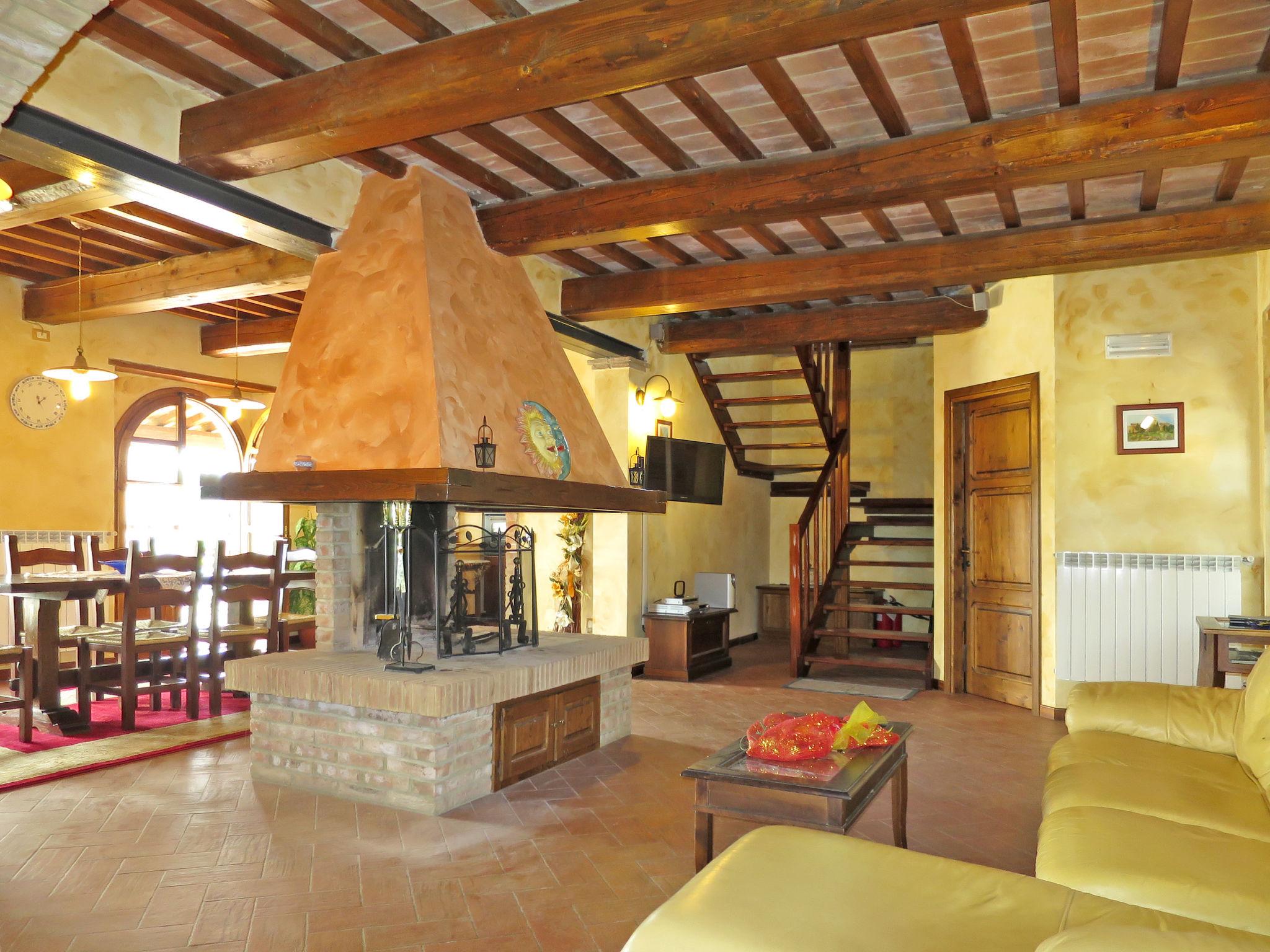 Photo 7 - 4 bedroom House in Volterra with private pool and garden