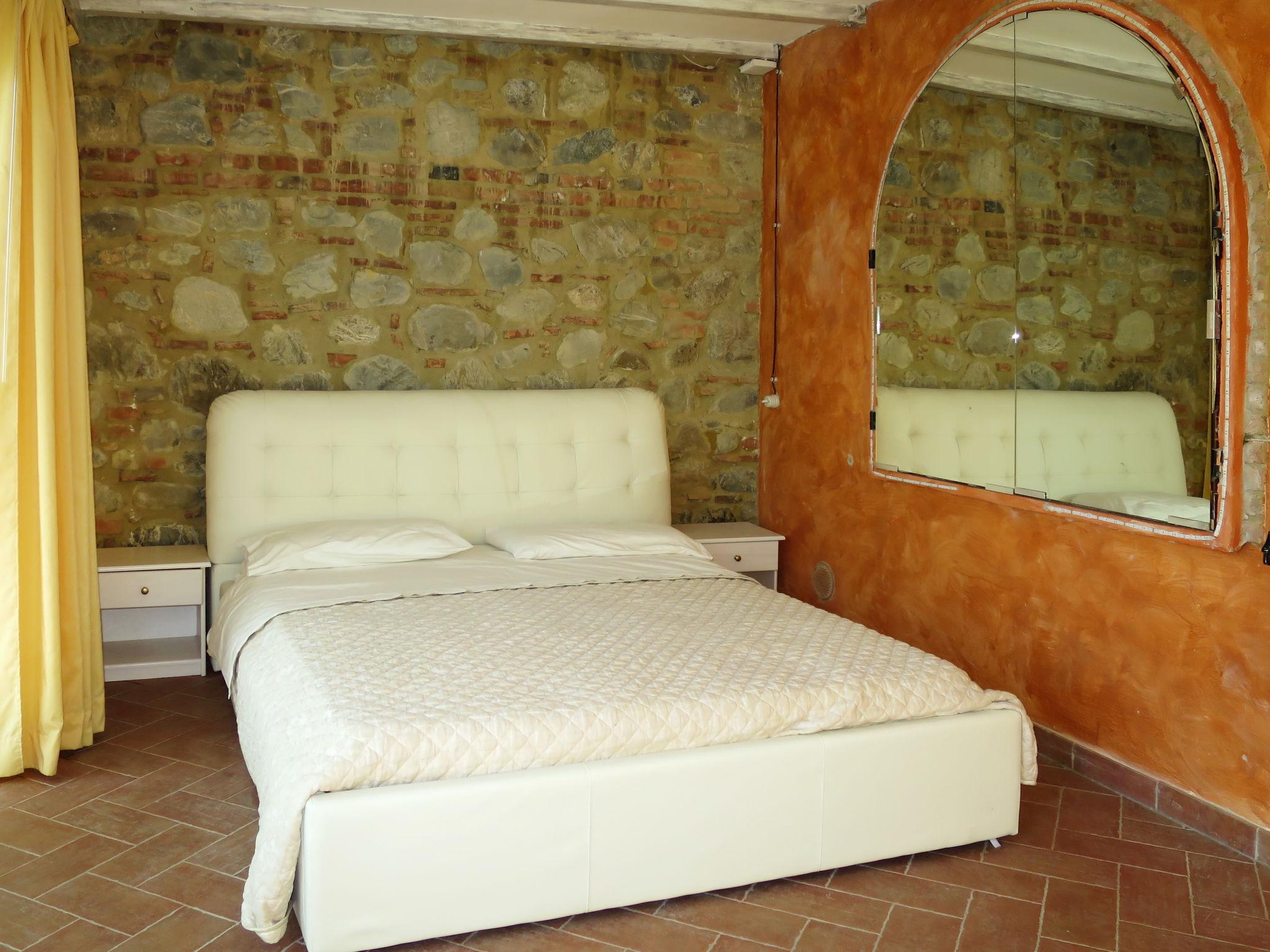 Photo 22 - 4 bedroom House in Volterra with private pool and garden