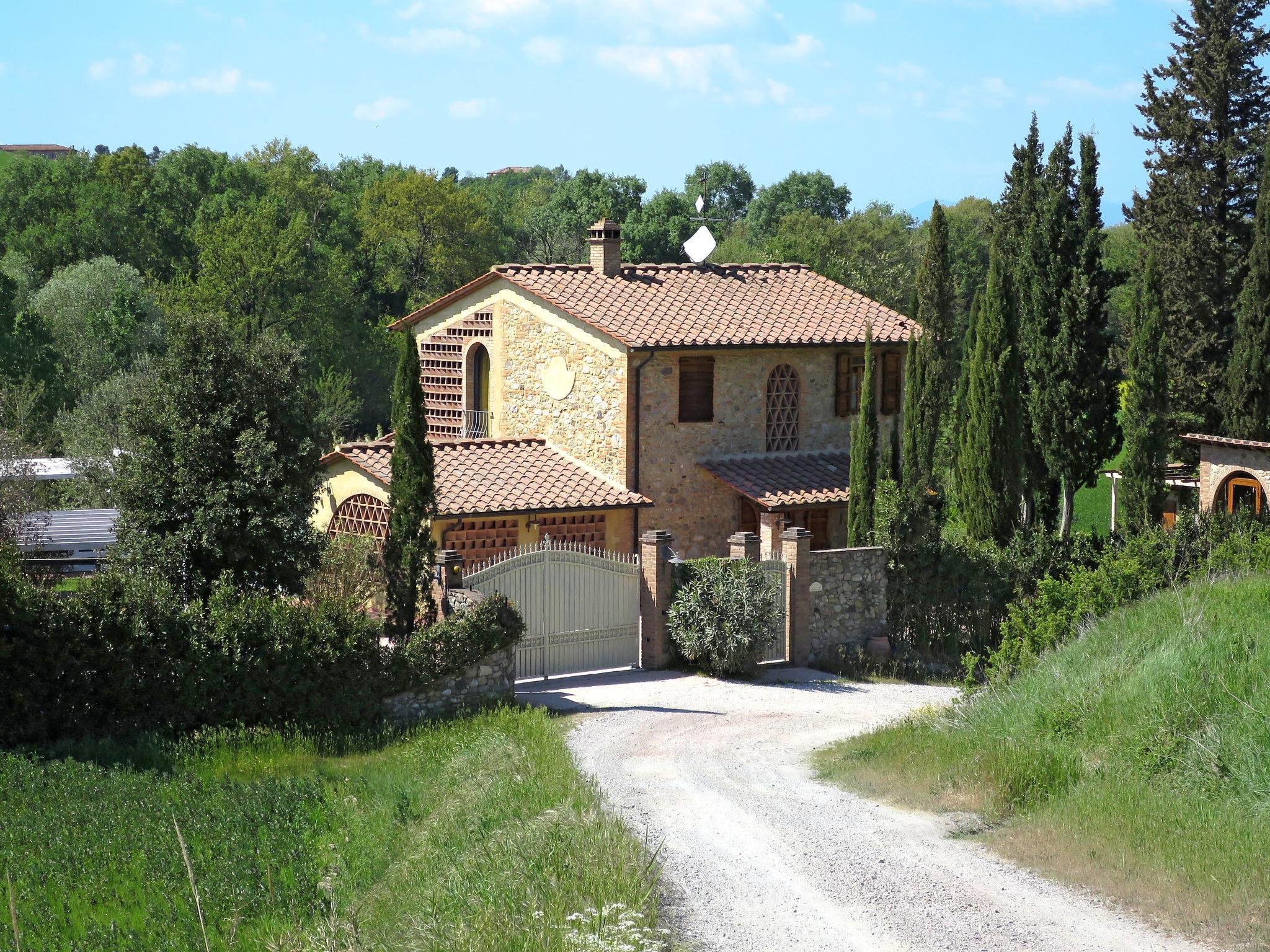 Foto 39 - Haus mit 4 Schlafzimmern in Volterra mit privater pool und garten