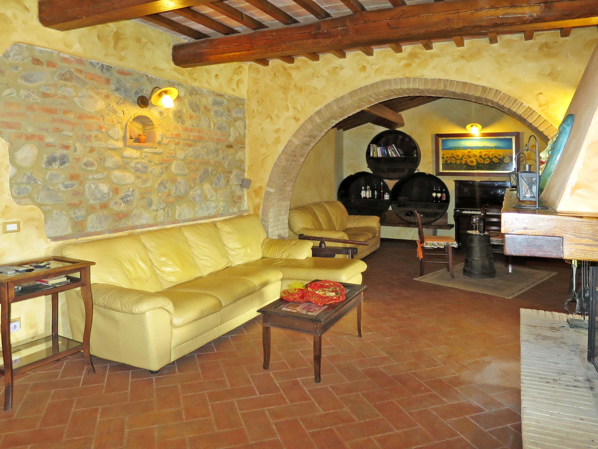 Foto 8 - Casa de 4 habitaciones en Volterra con piscina privada y jardín