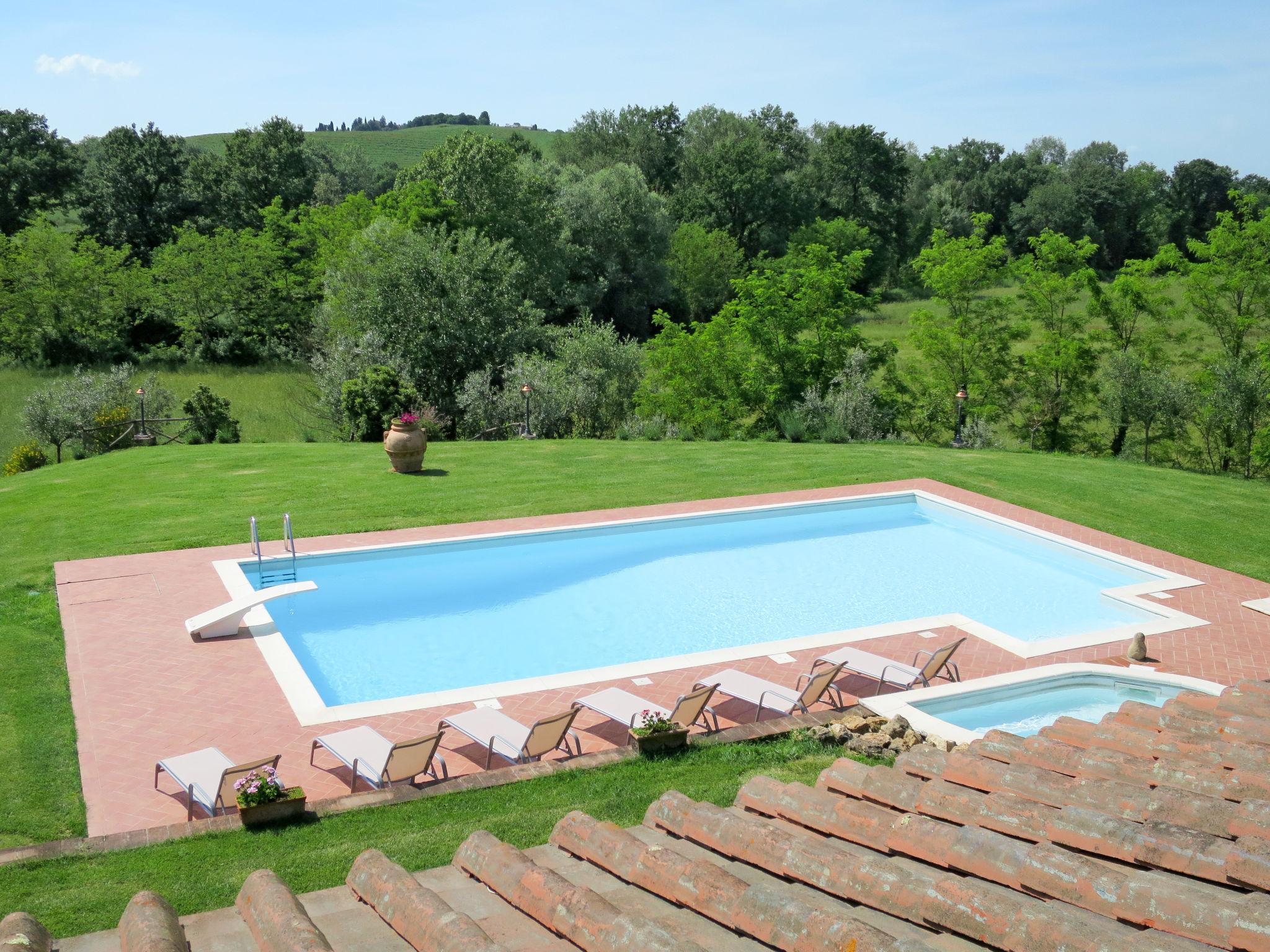 Foto 41 - Casa de 4 quartos em Volterra com piscina privada e jardim