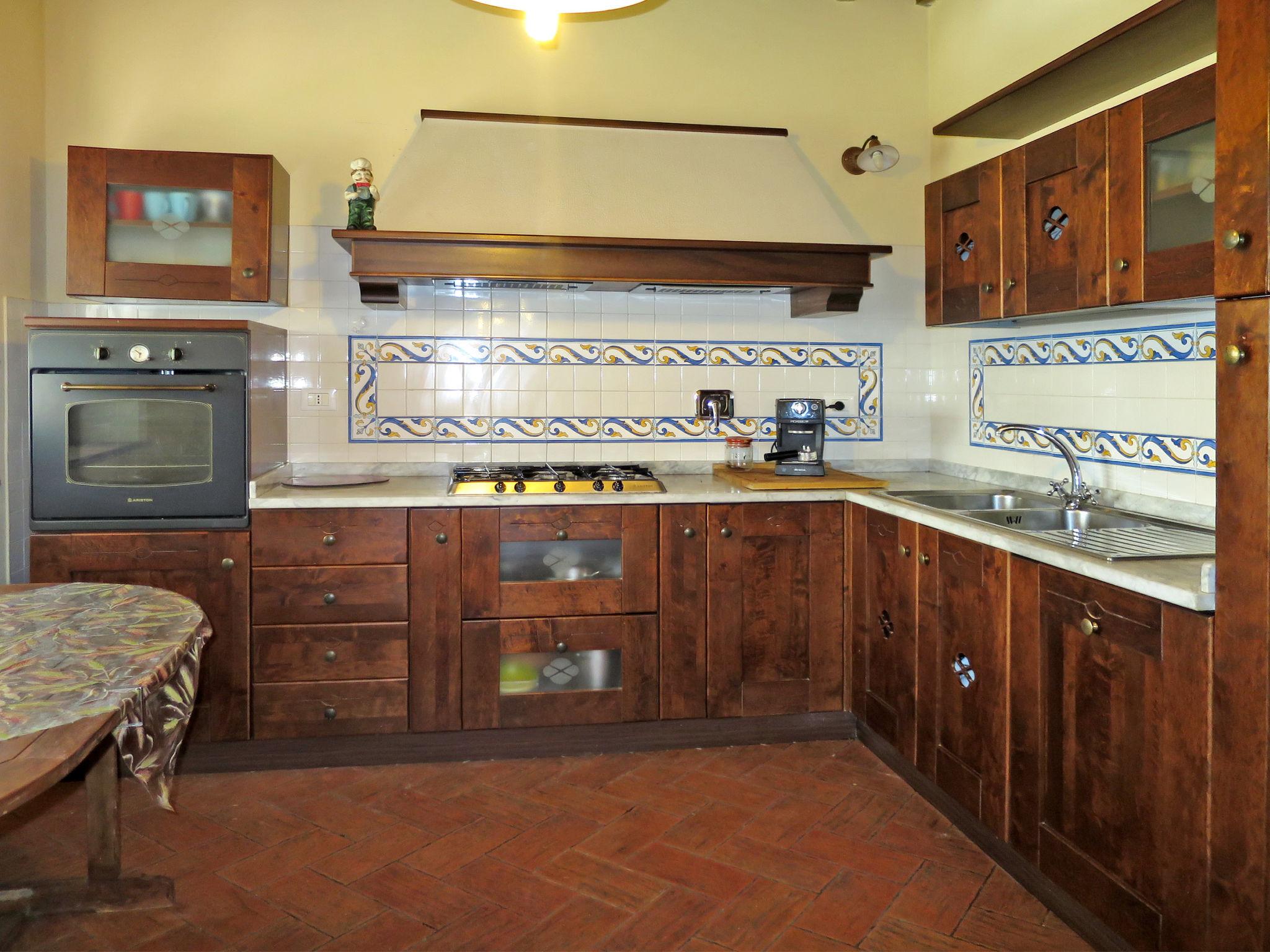 Photo 12 - 4 bedroom House in Volterra with private pool and garden